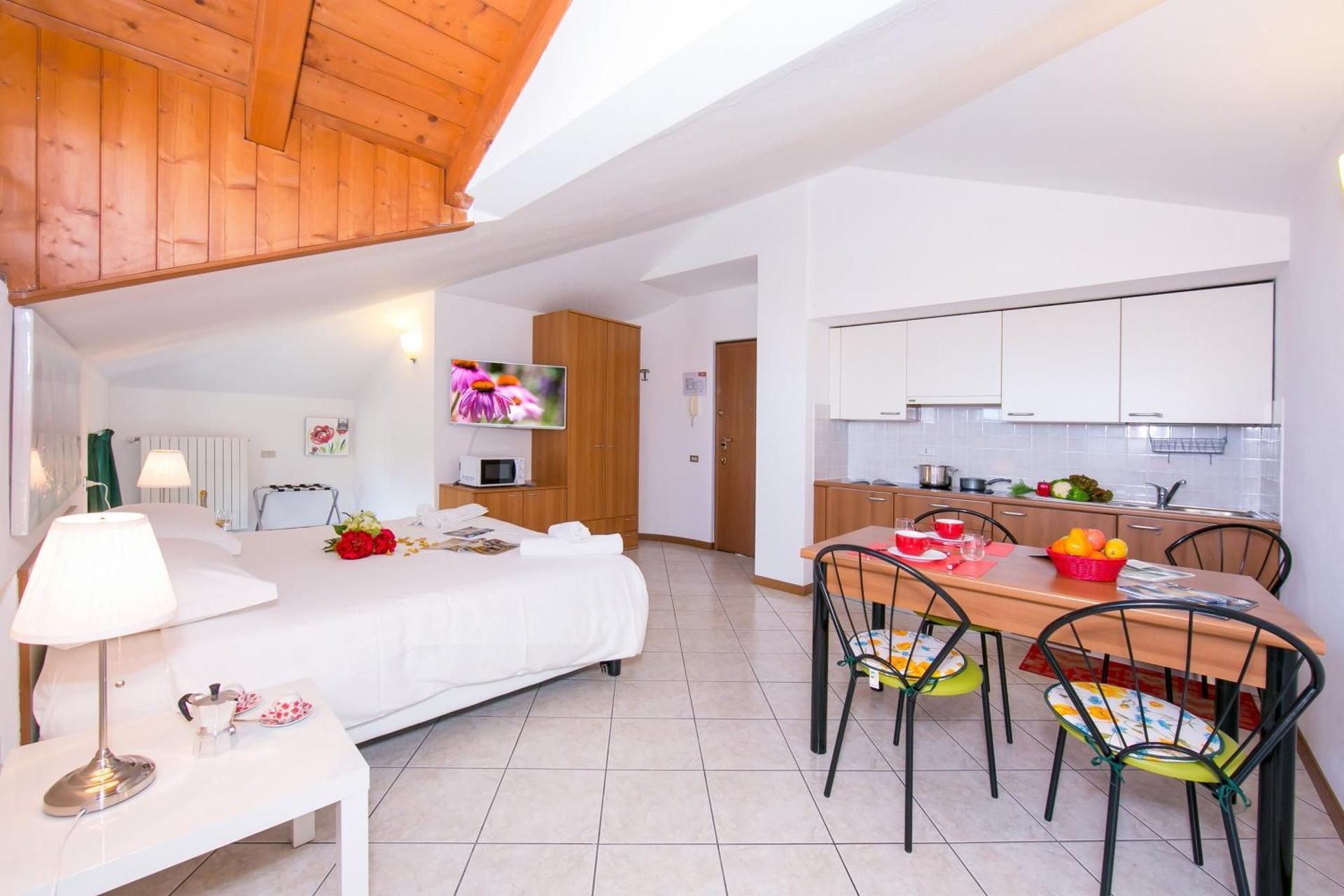Studio Apartment