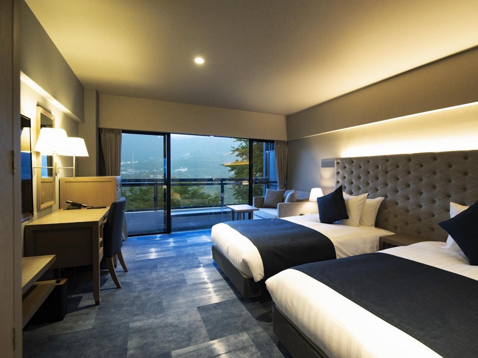 Standard Twin Room with Sofa - Non-Smoking