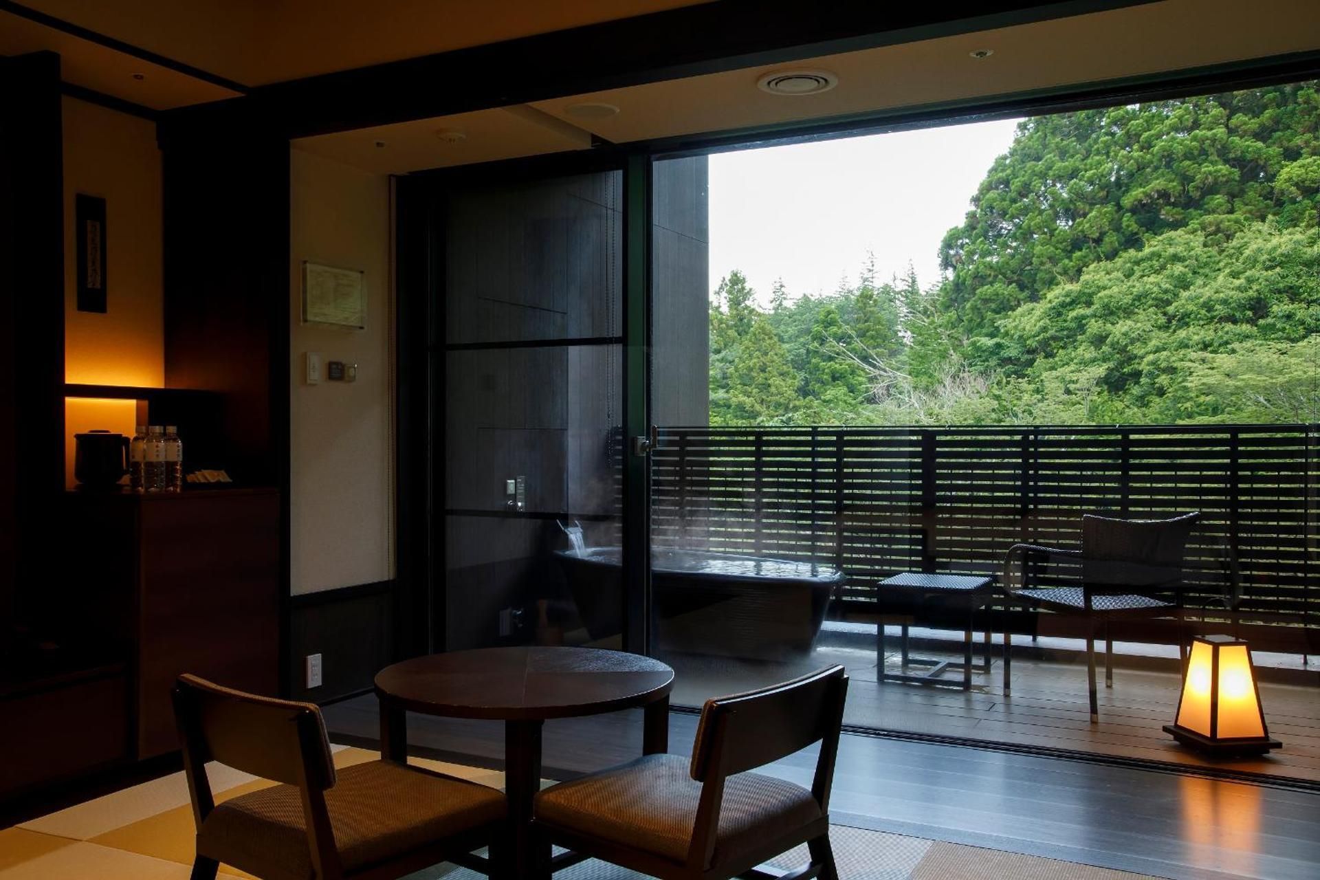 26th of every month only with Geisha event - Dinner Time 17:00~Superior Room with Japanese/Western Buffet dinner