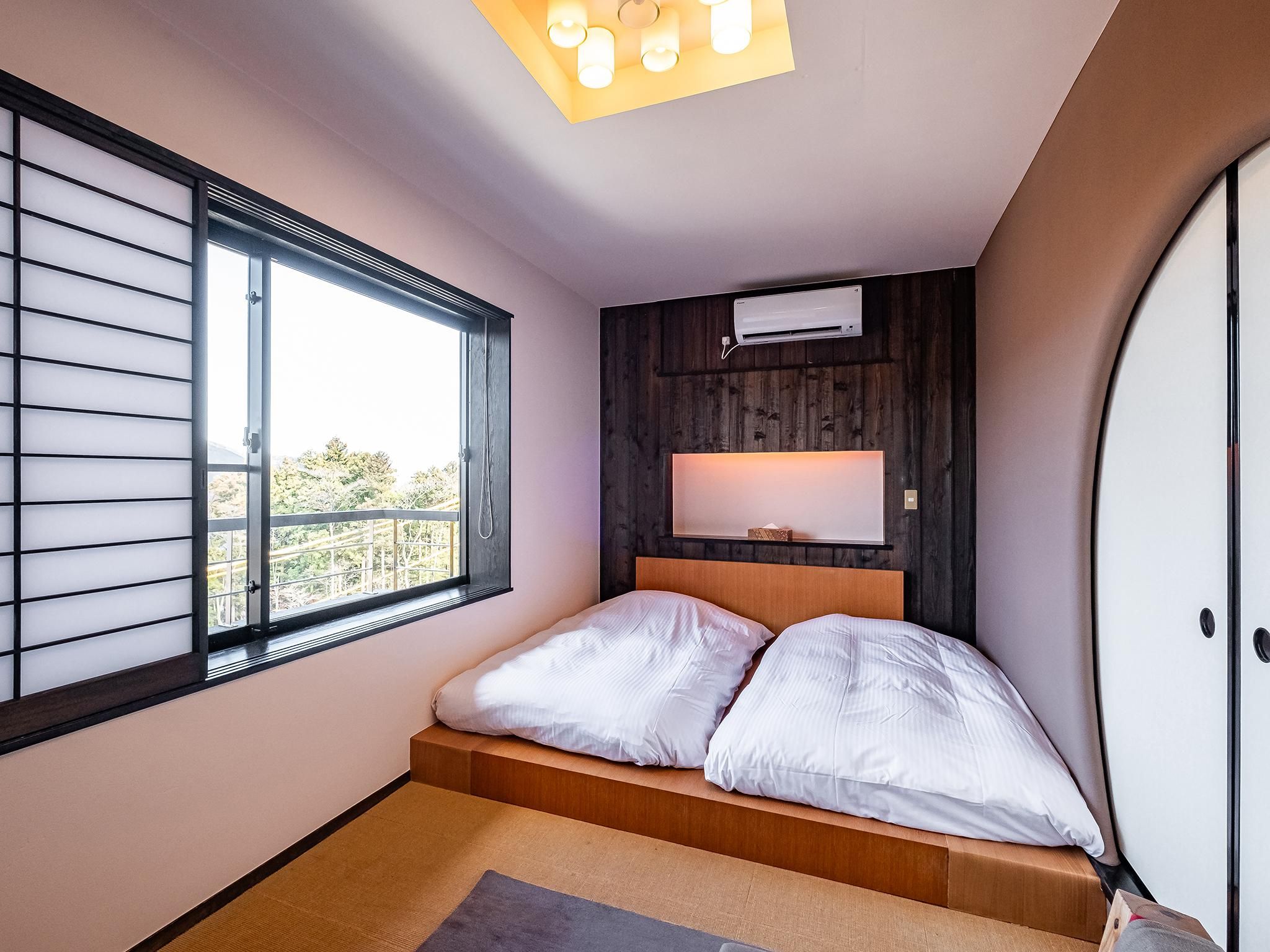 Japanese-Western Double or Twin Room 35 Sqm - Separate Guest Room with Open-air Bath for 3 People