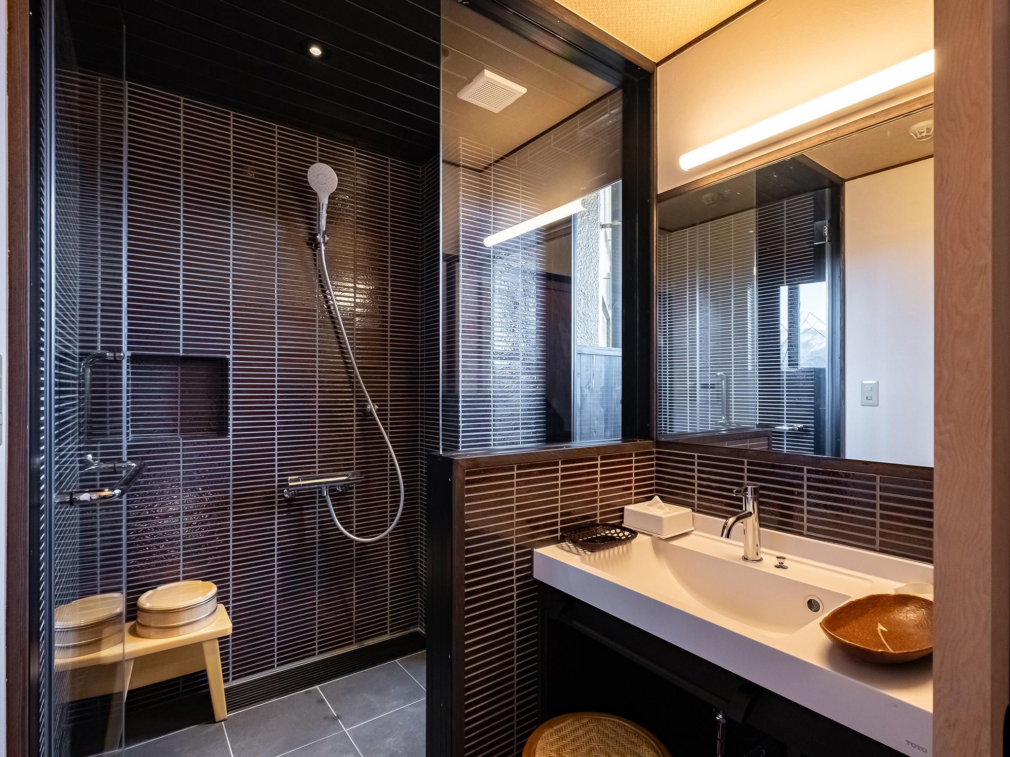 Japanese-Western Double or Twin Room 35 Sqm - Guest Room with Open-Air Bath