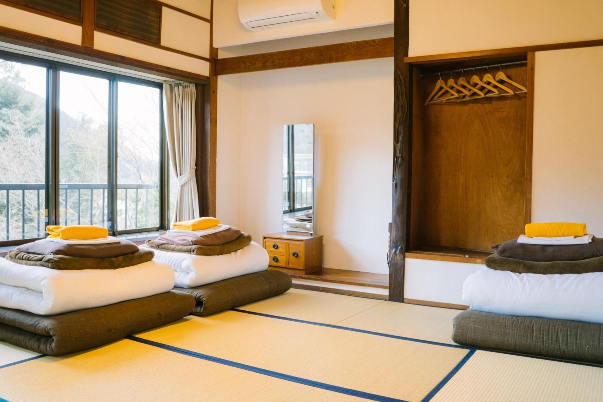 Private room for 3 Persons
