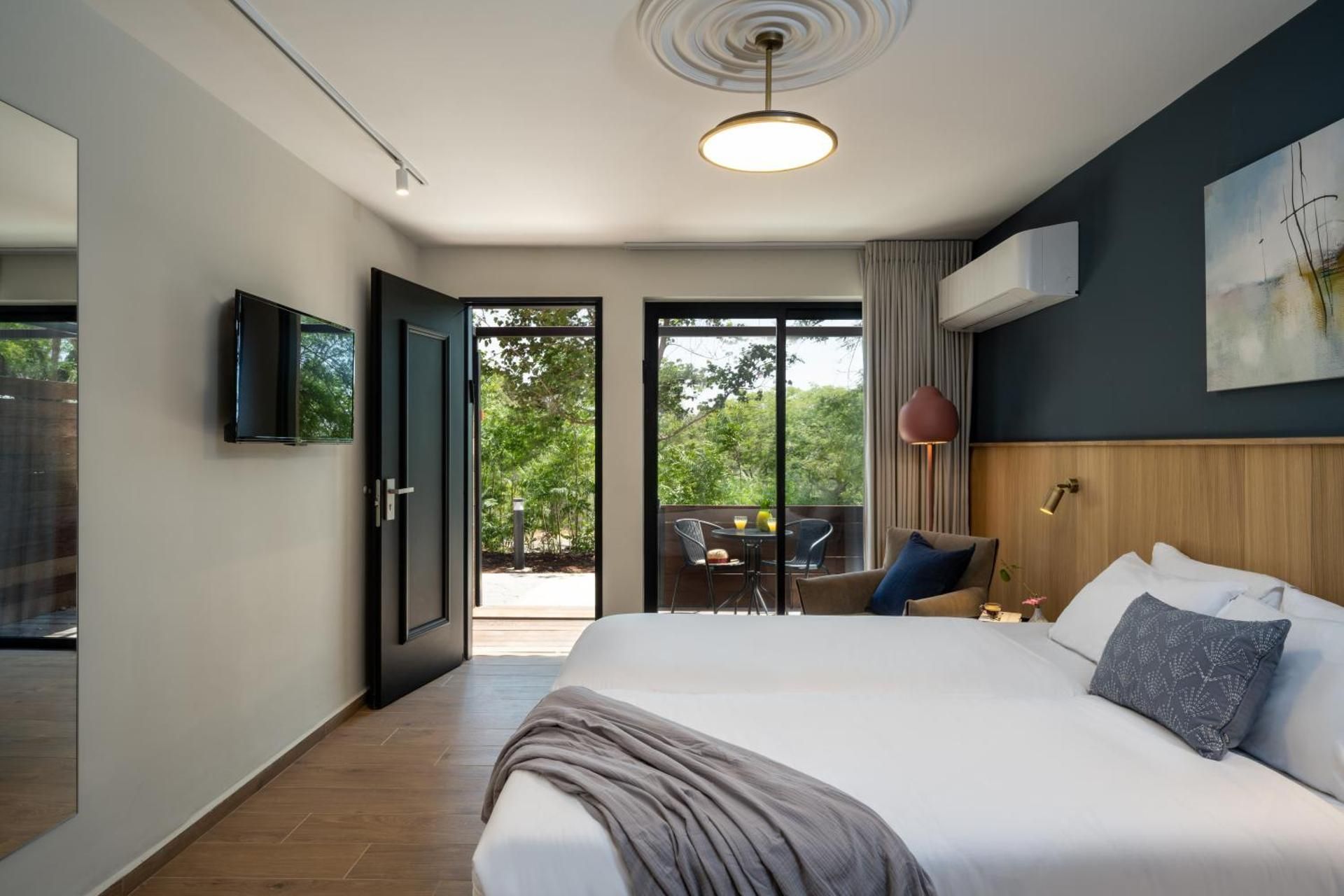 Deluxe Twin Room With Balcony