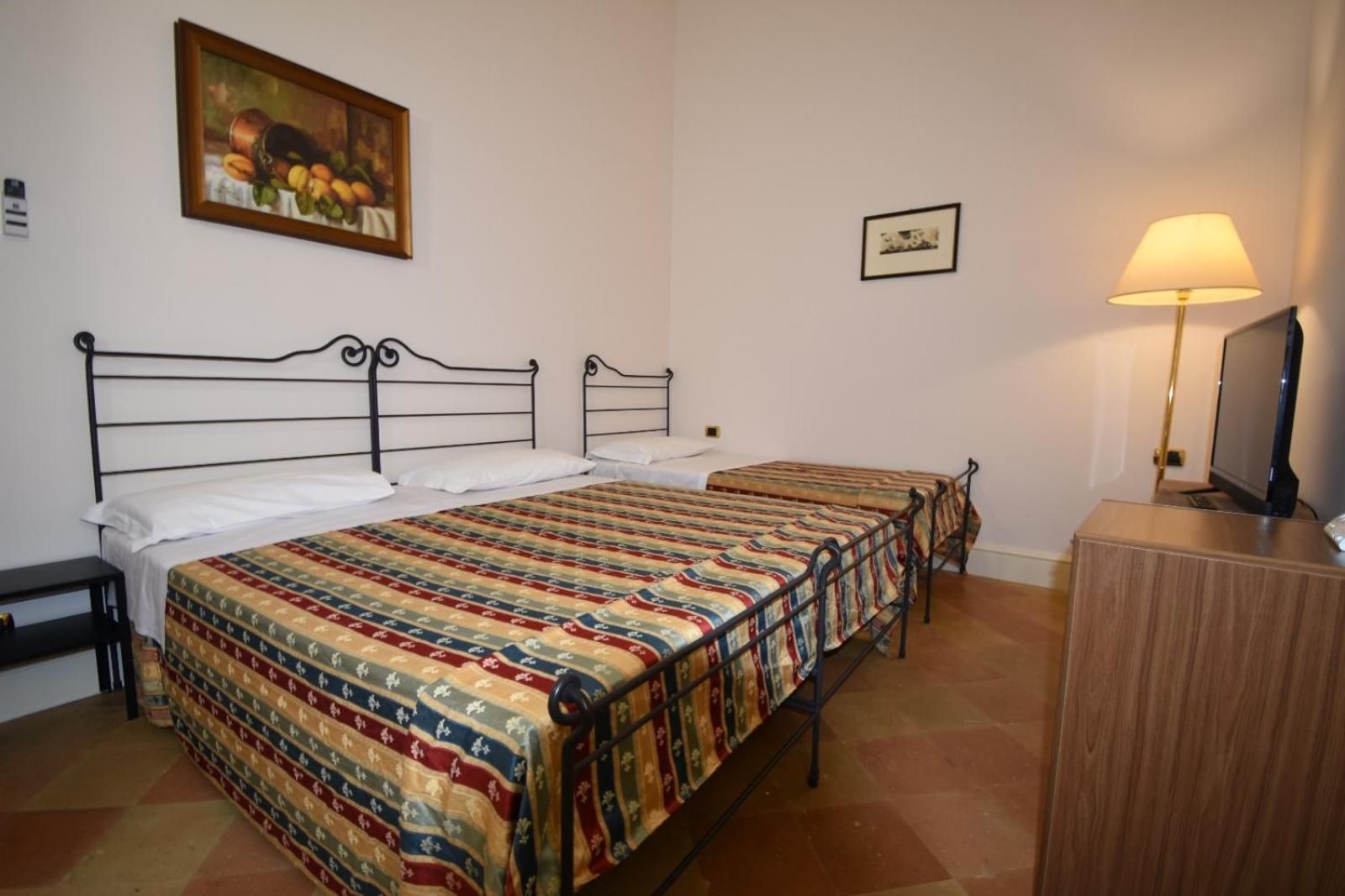 Classic Quadruple Room