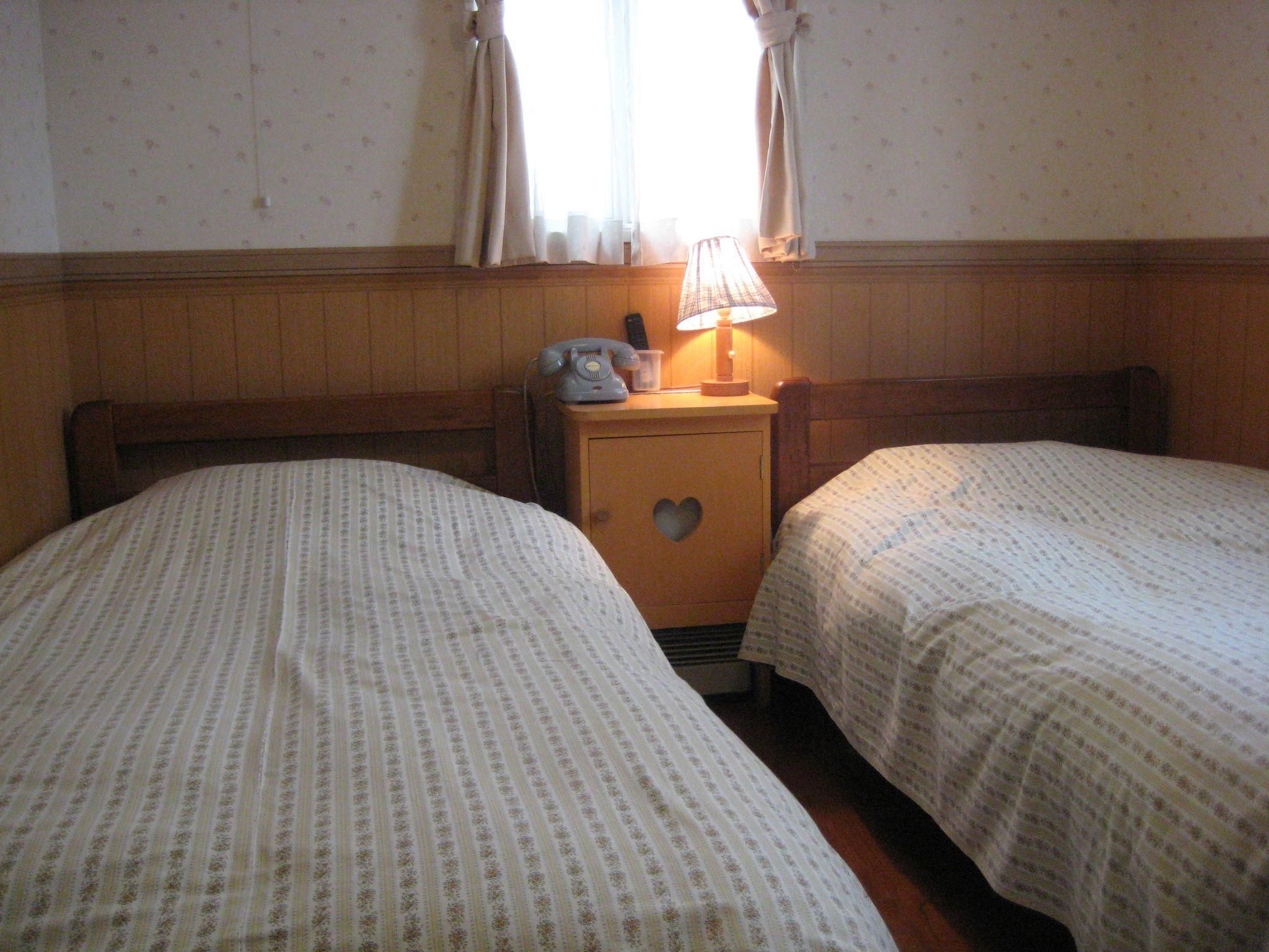 Twin Room with Shared Bathroom - Non-Smoking