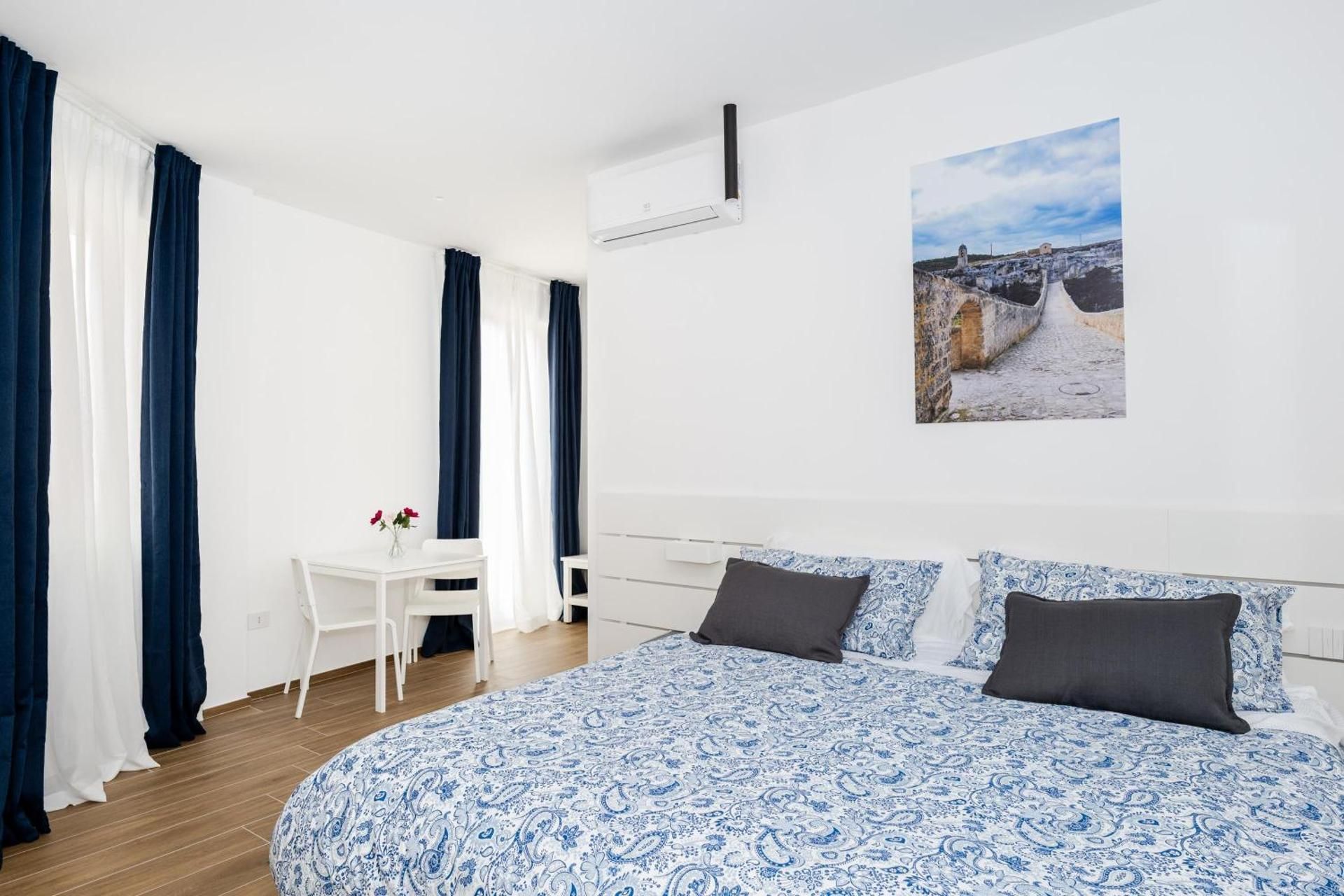 Deluxe Double or Twin Room with Balcony