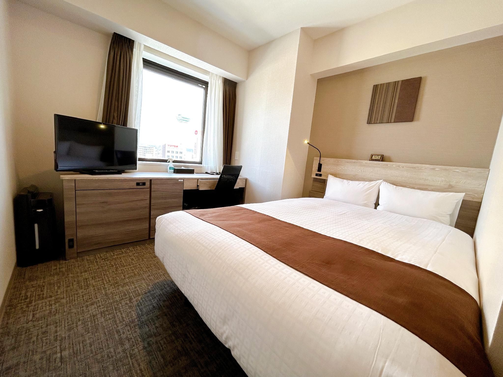 Double Room A - Non-Smoking