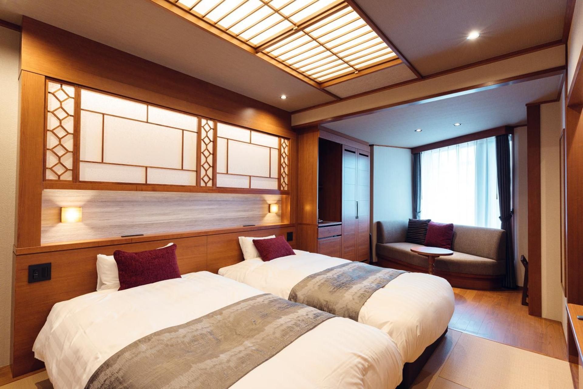 Modern Japanese Style Room with Twin Bed