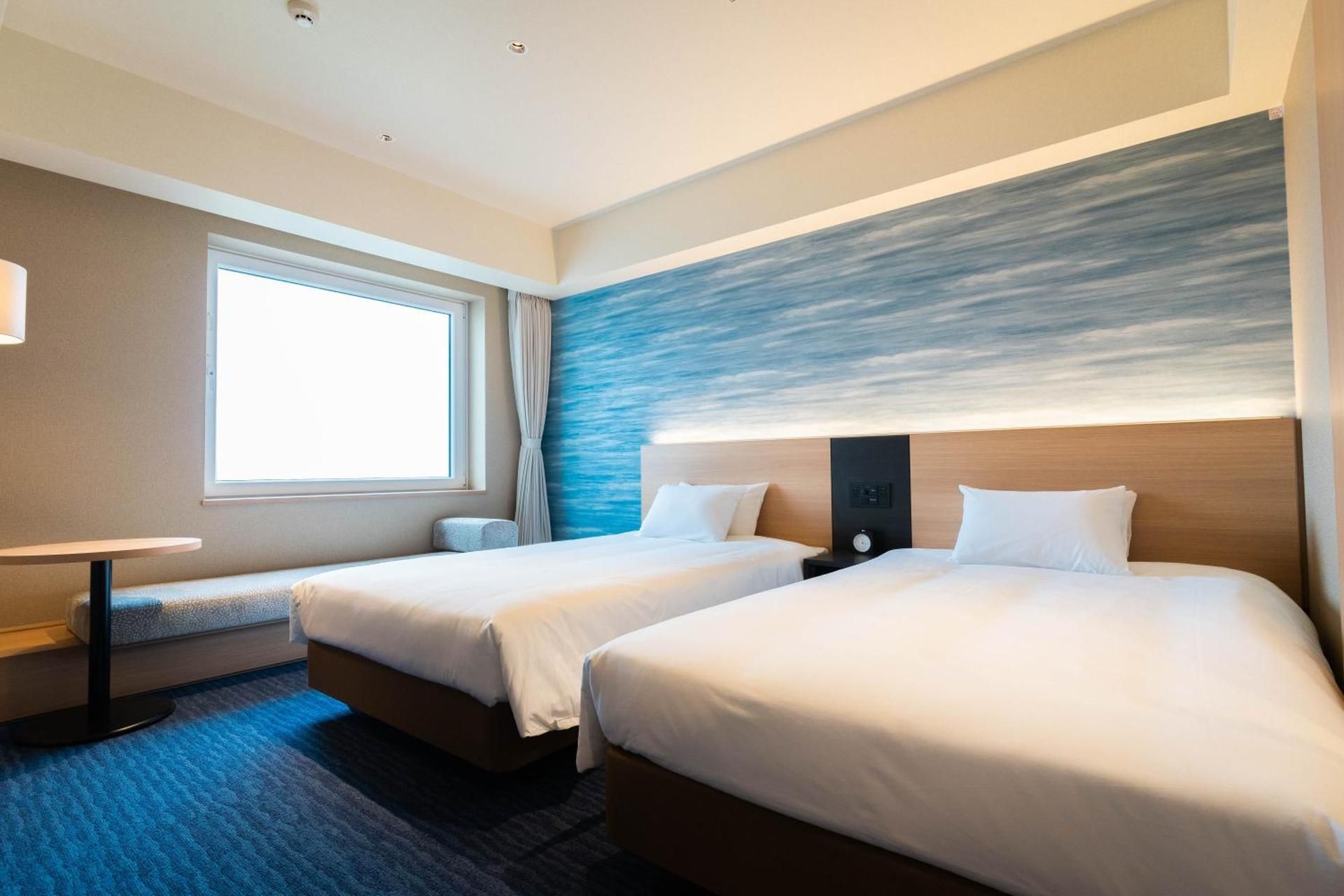Standard Twin Room on 7th Floor and above with Ocean View