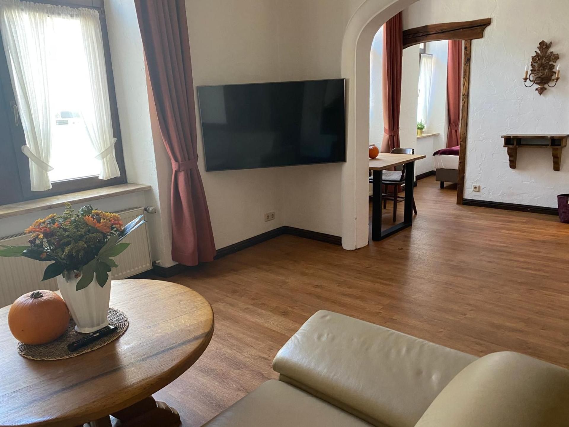 Apartmenthaus Eurenerstrasse 179 Apartment 2