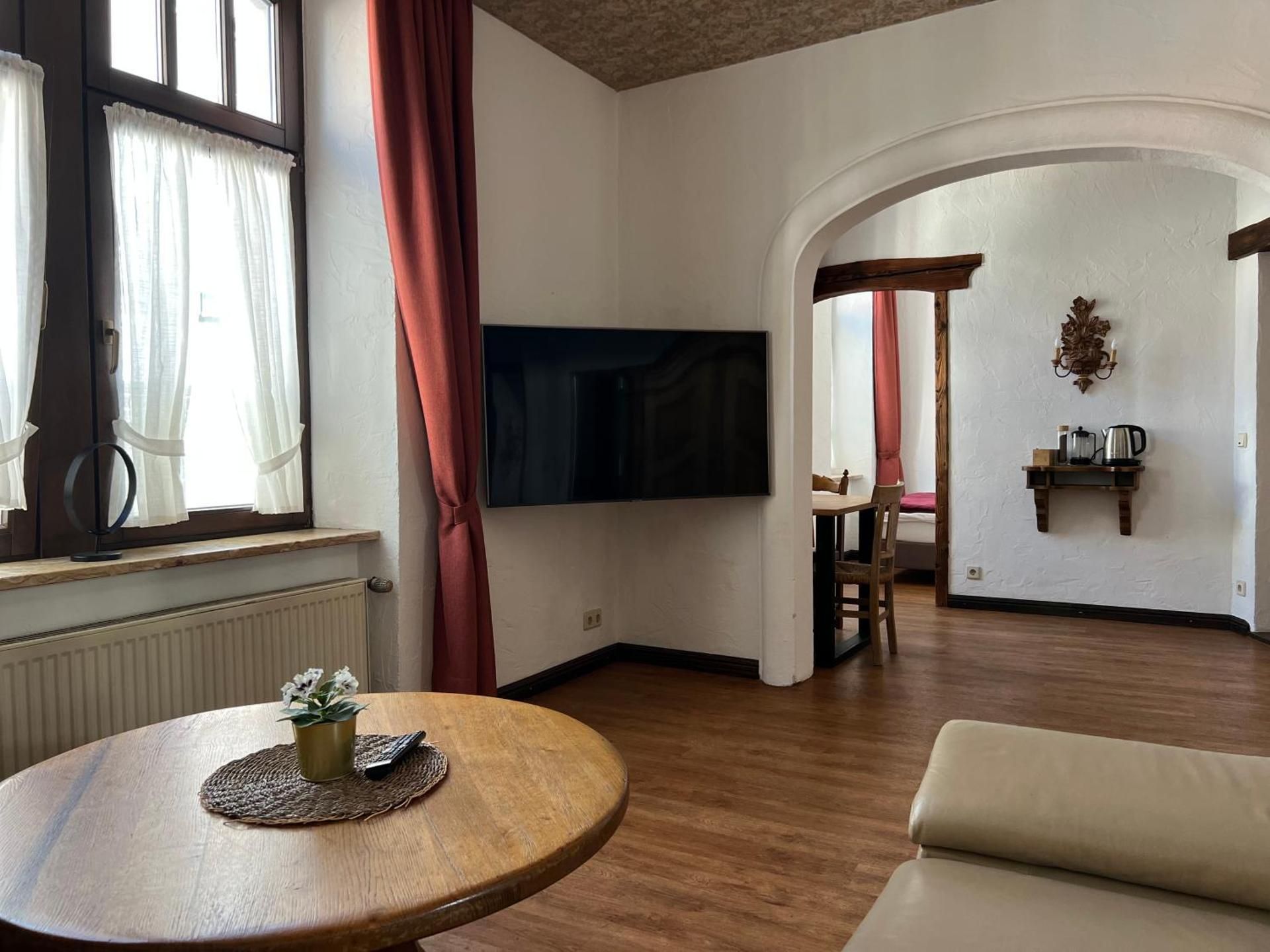 Apartmenthaus Eurenerstrasse 179 One-Bedroom Apartment 2