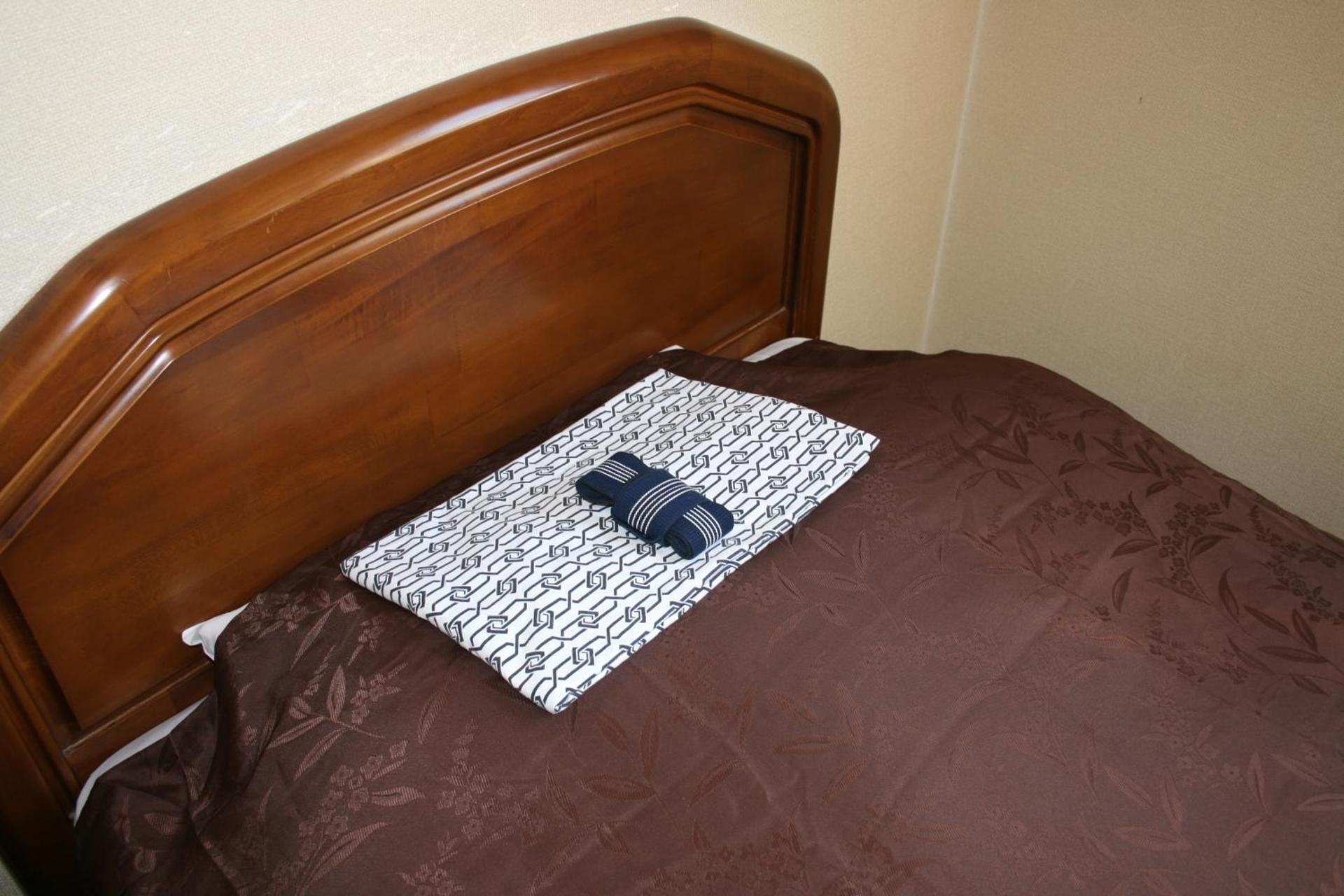 Twin Room with Private Bathroom
