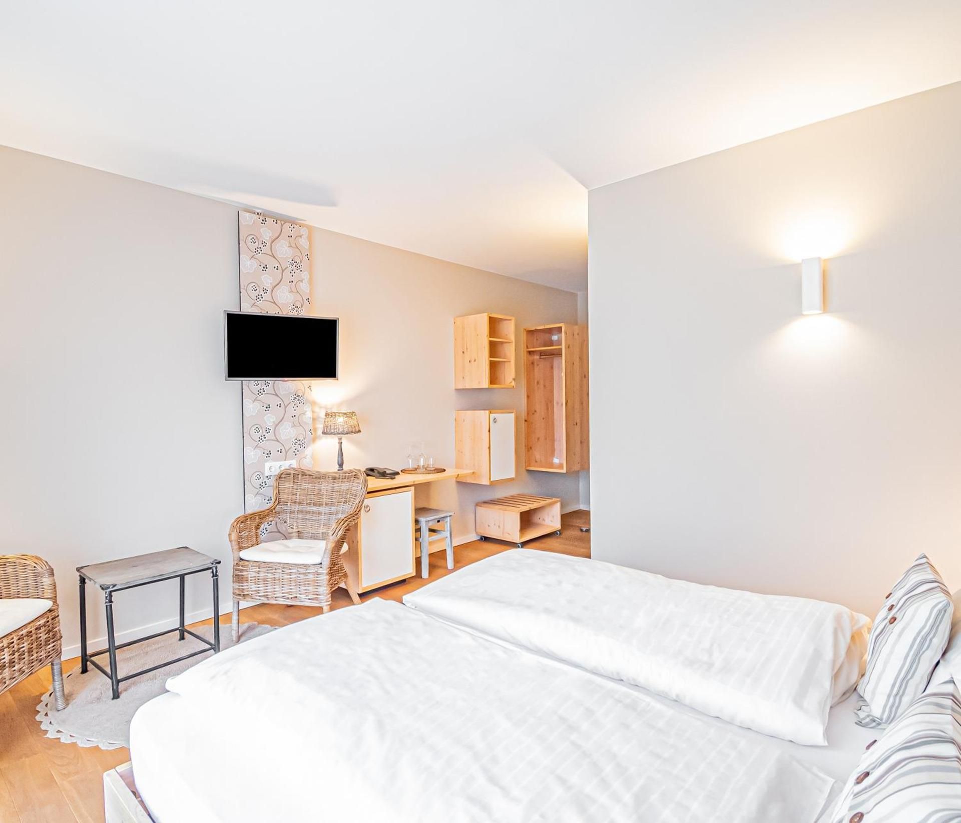 Comfort Double Room with Shower