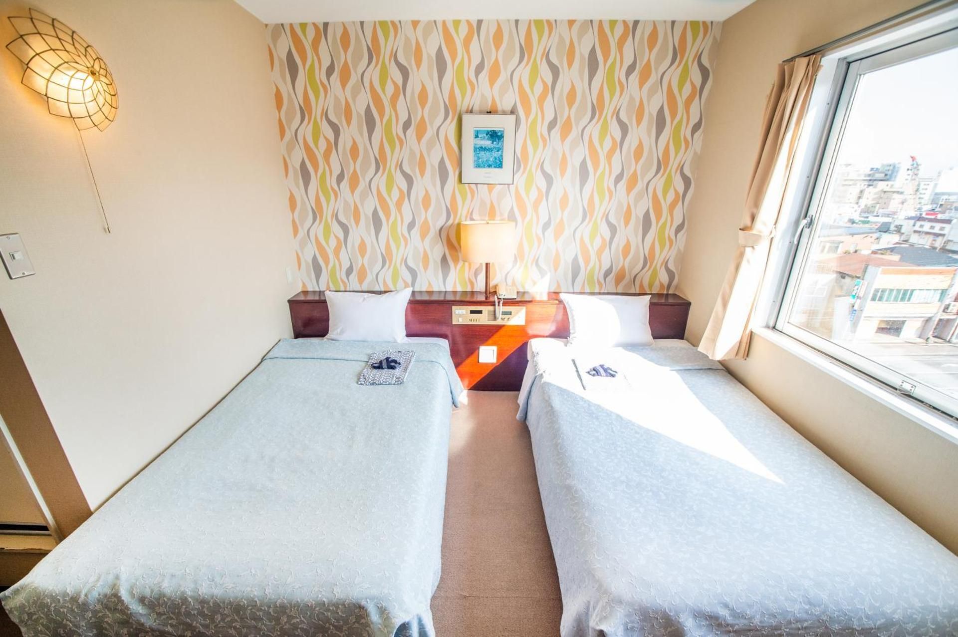 Twin Room - Non-Smoking