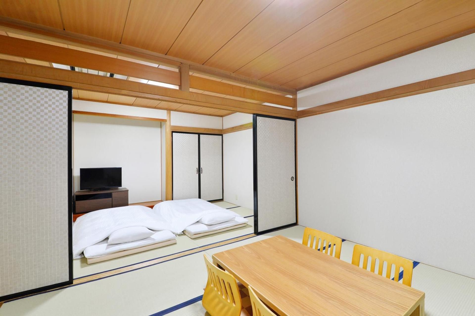 Japanese Style Room 14 Tatami - 38, Non-Smoking