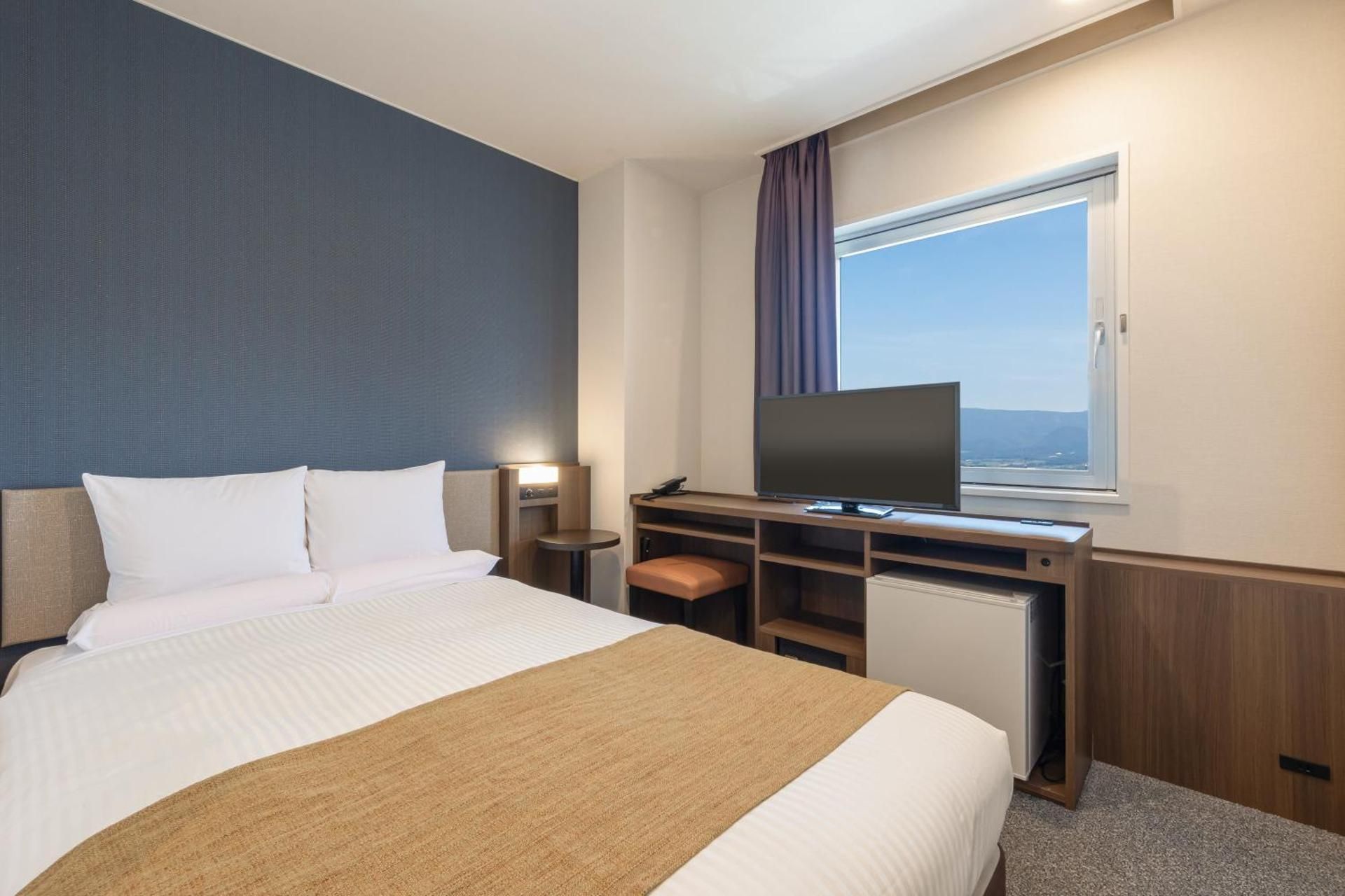 Standard Double Room with Small Double Bed (1 Bed)- Non-Smoking