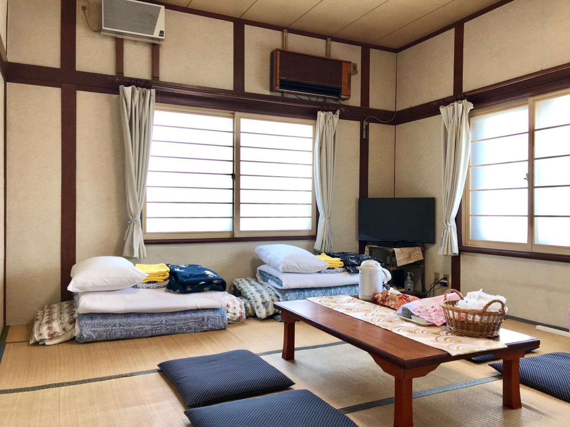 Japanese-Style Family Room with Shared Bathroom