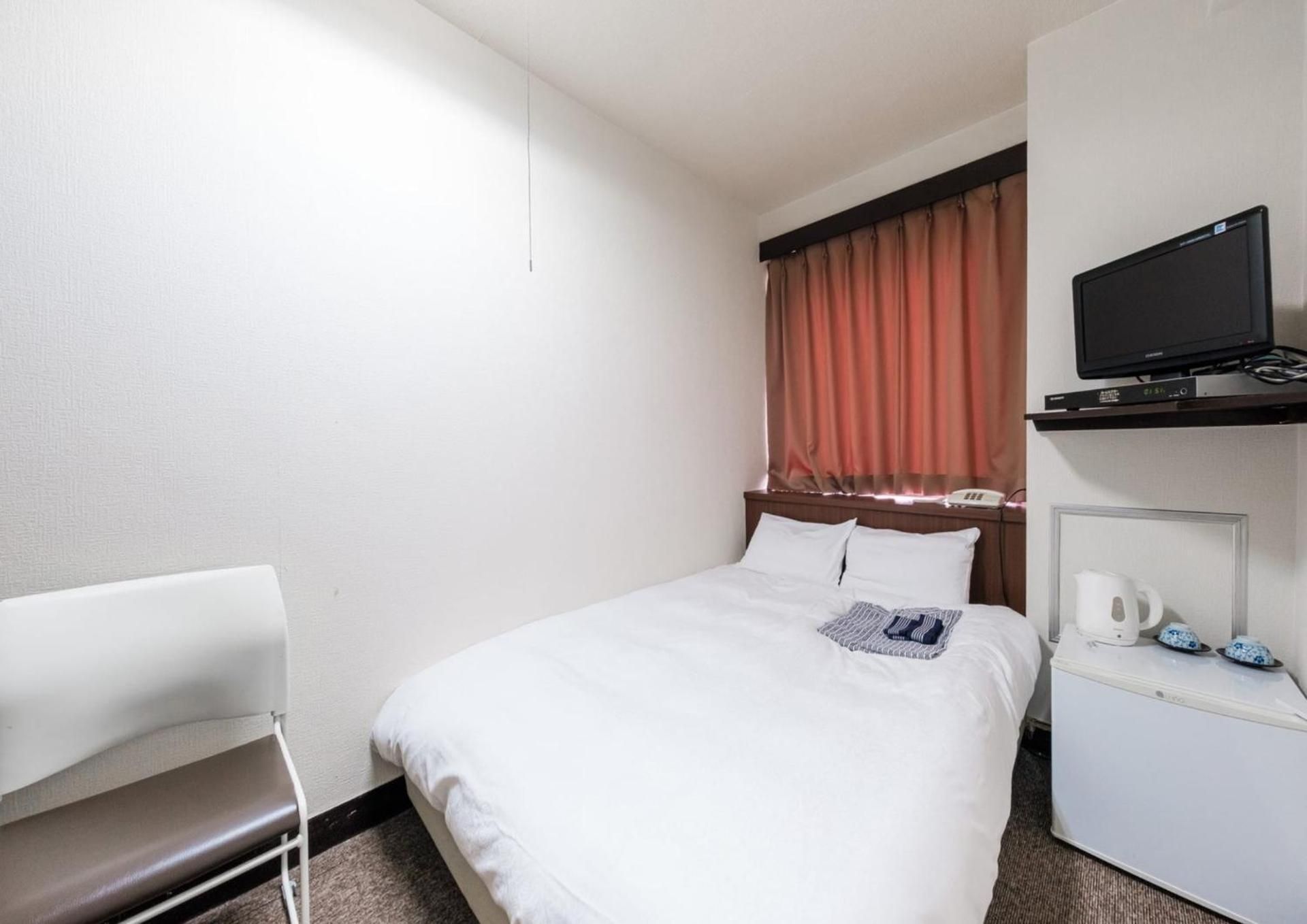 Double Room with Sushi Dinner Included