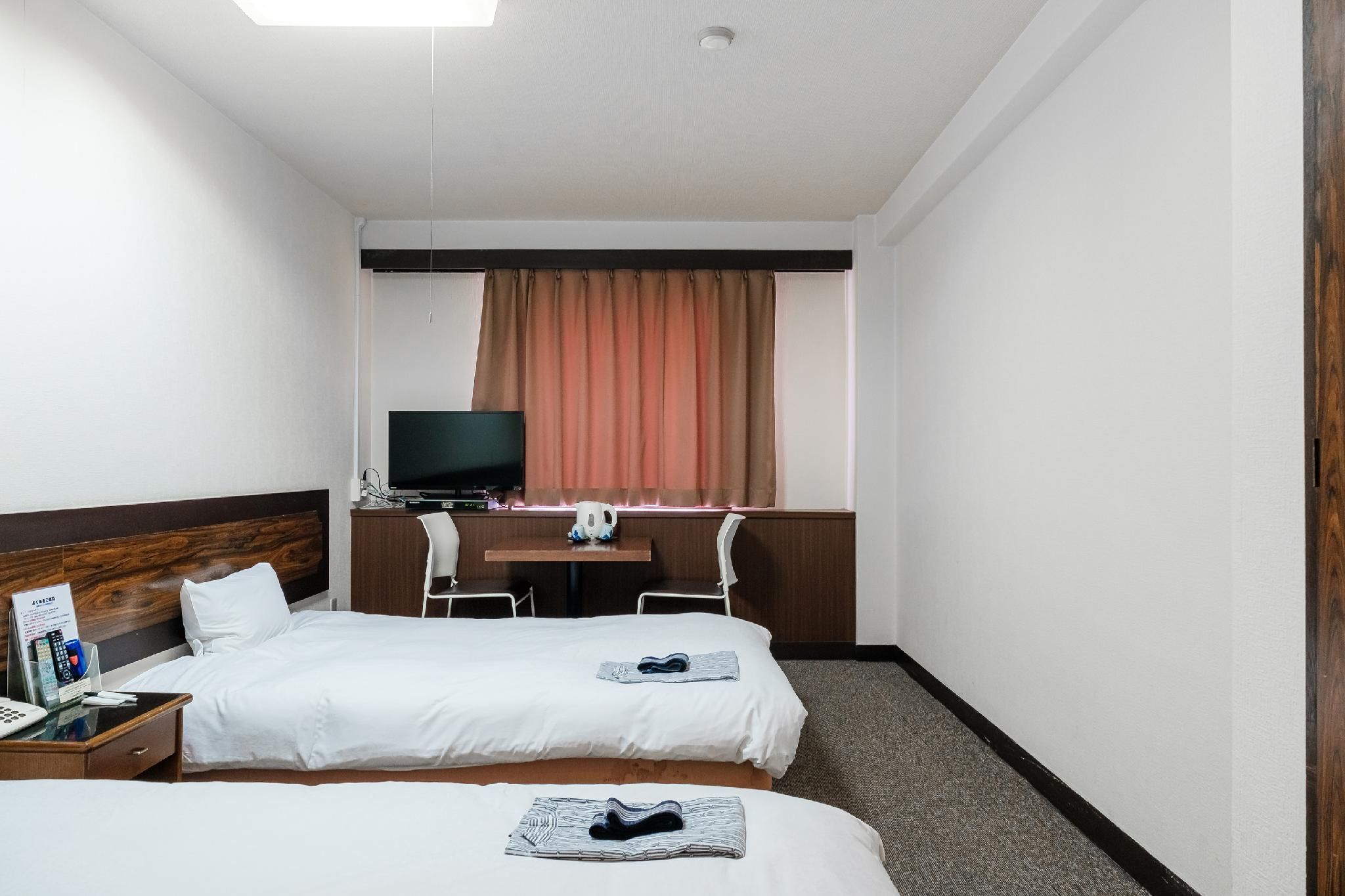 Twin Room Non-Smoking