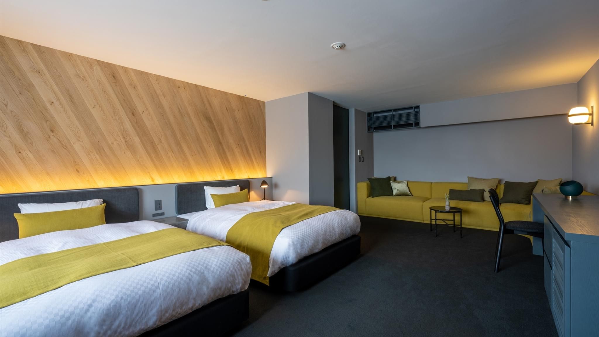 Grand Twin Room