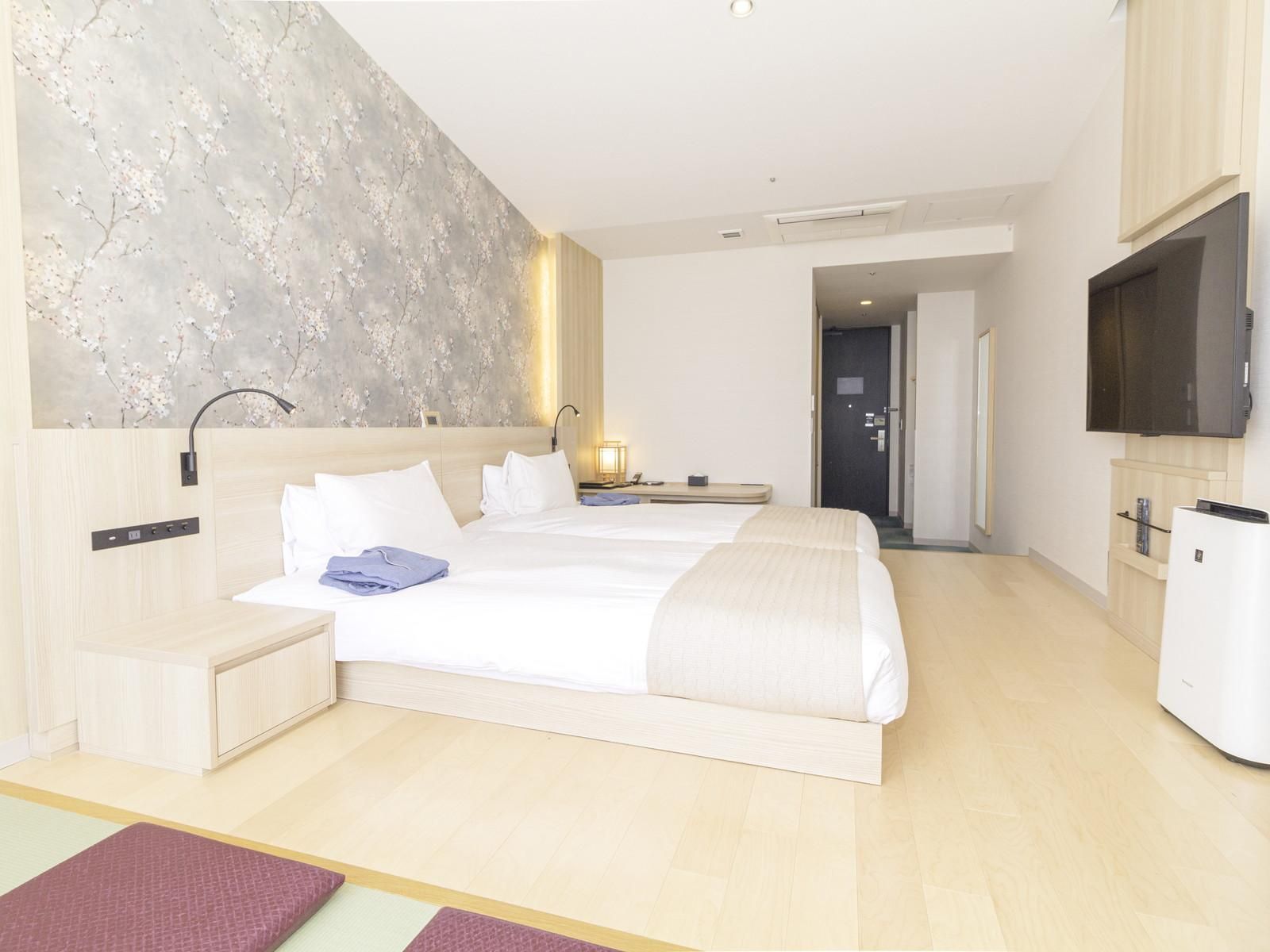 Premium Twin Room for 2 People - Non-Smoking