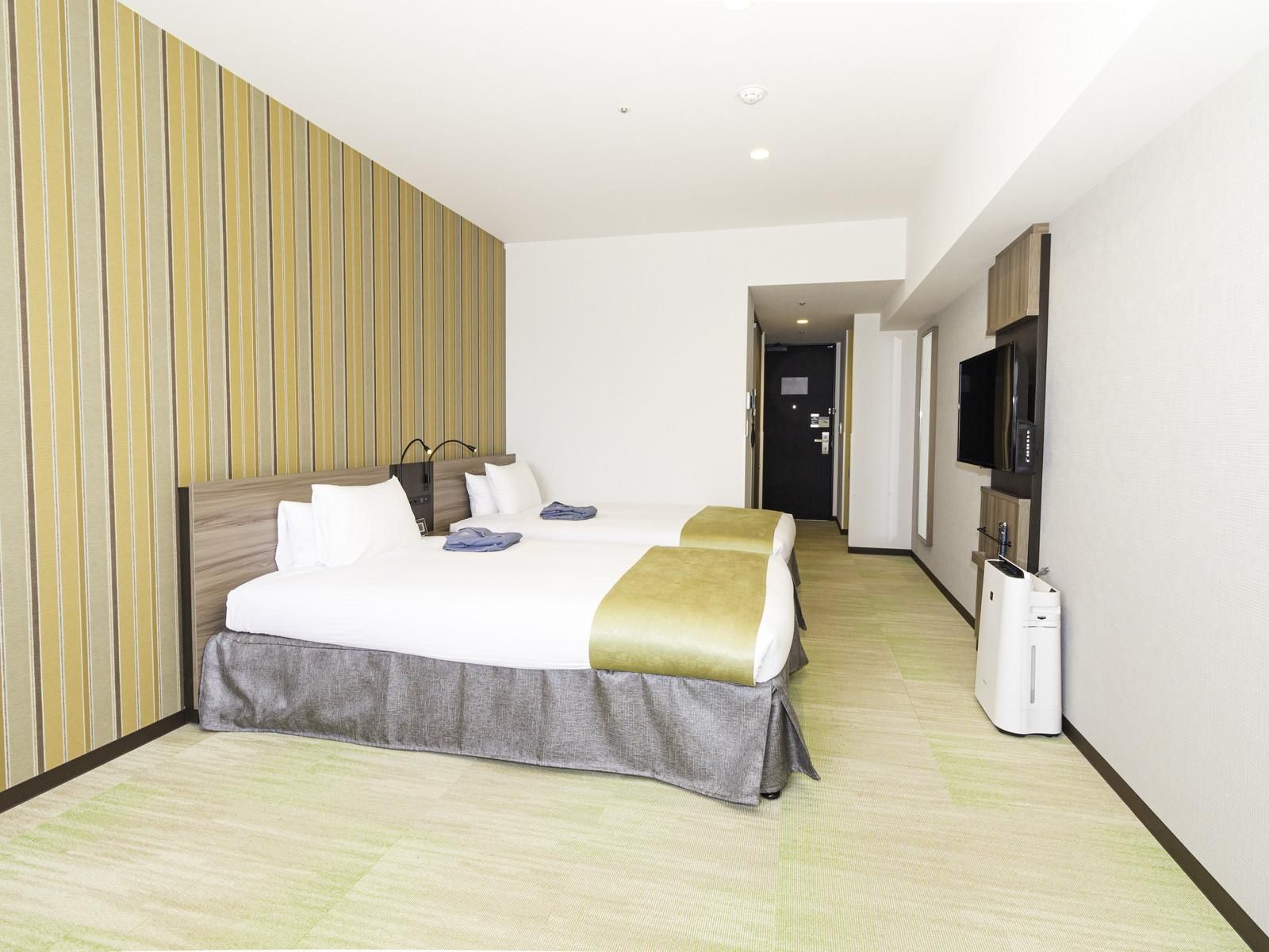 Deluxe Twin Room for 3 People - Non-Smoking