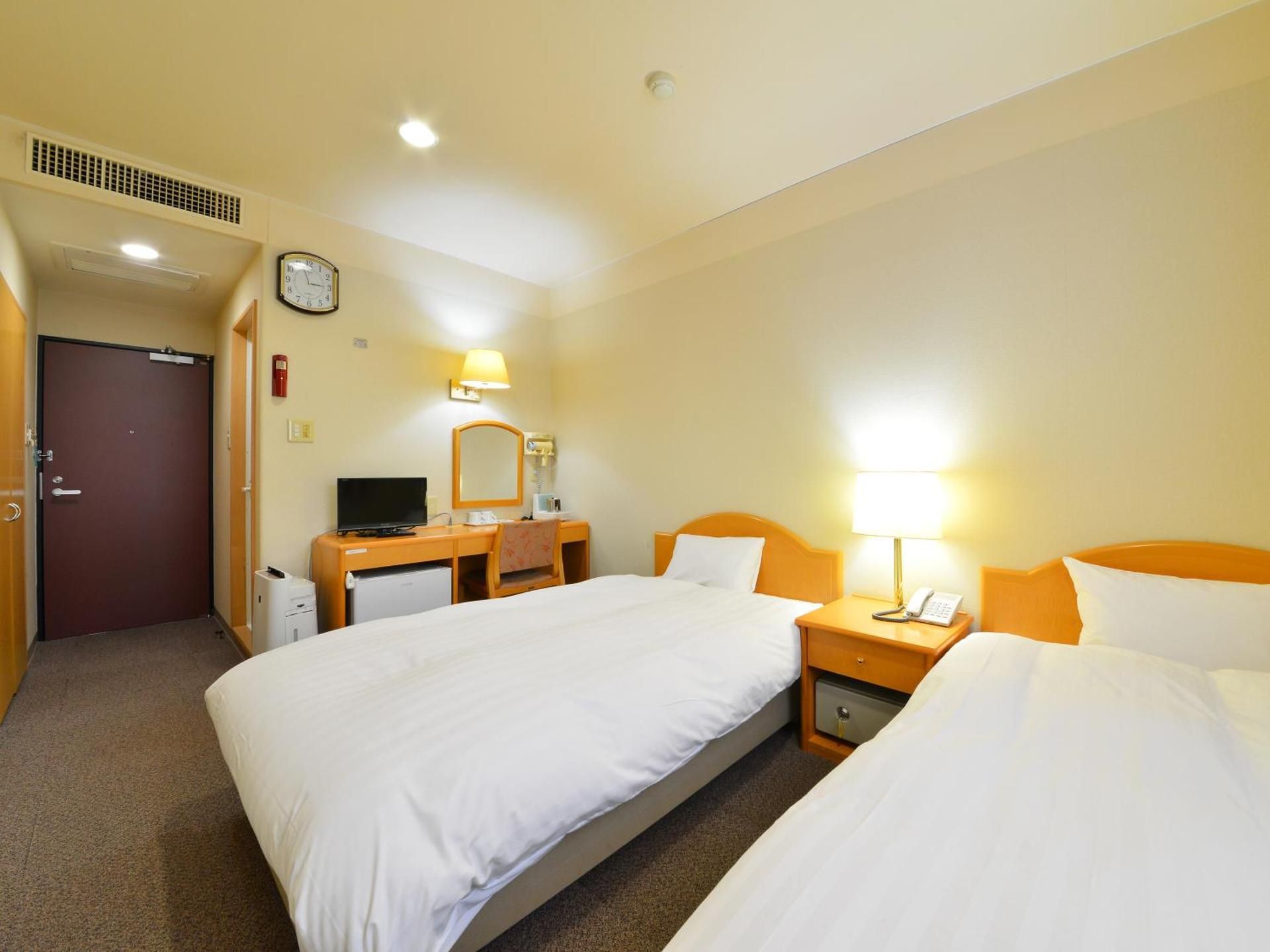 Economy Twin Room