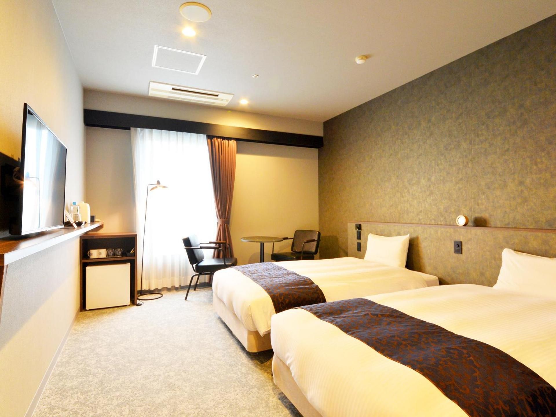Superior Twin Room for 2 People - Non-Smoking