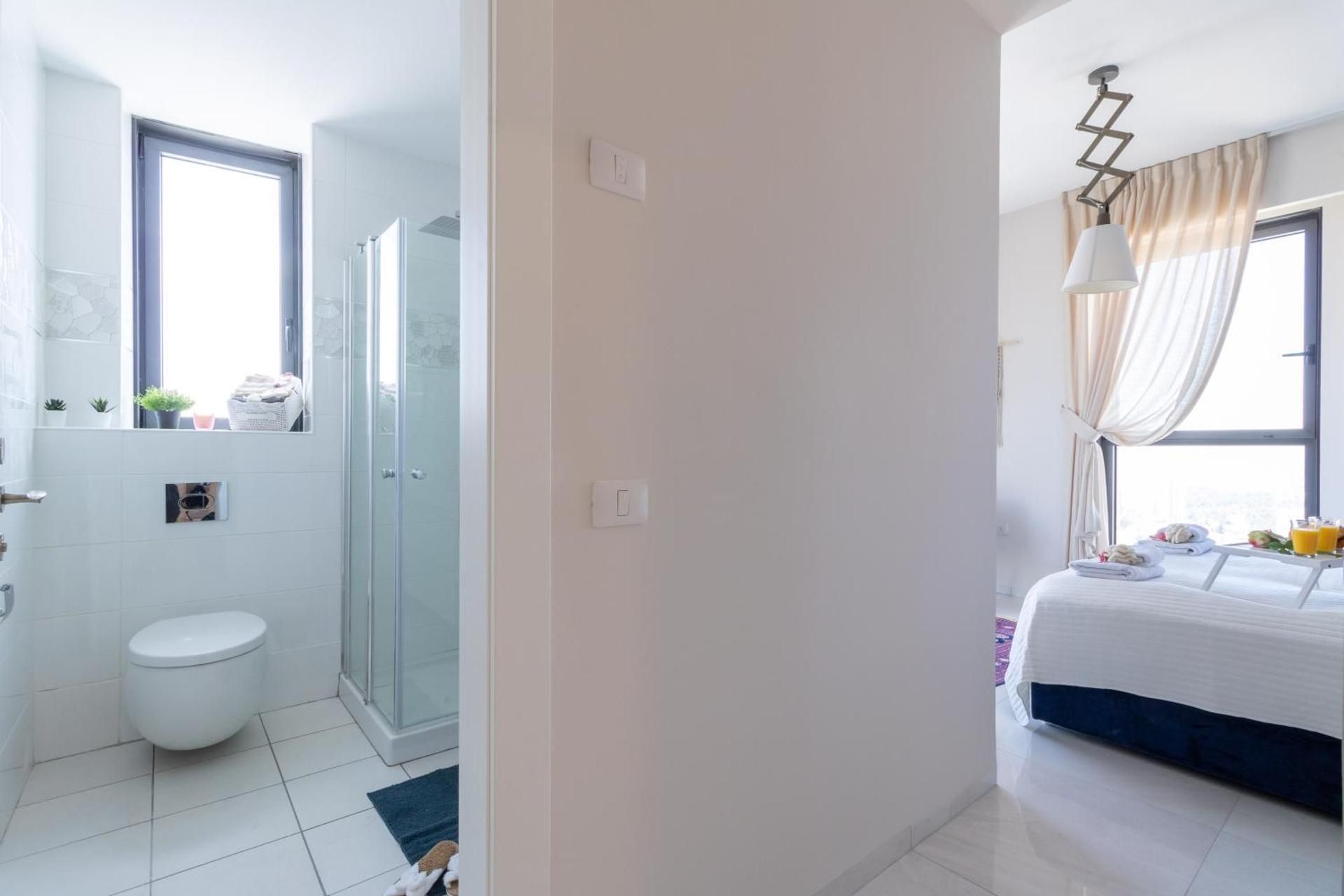 One-Bedroom Apartment (No Parking)