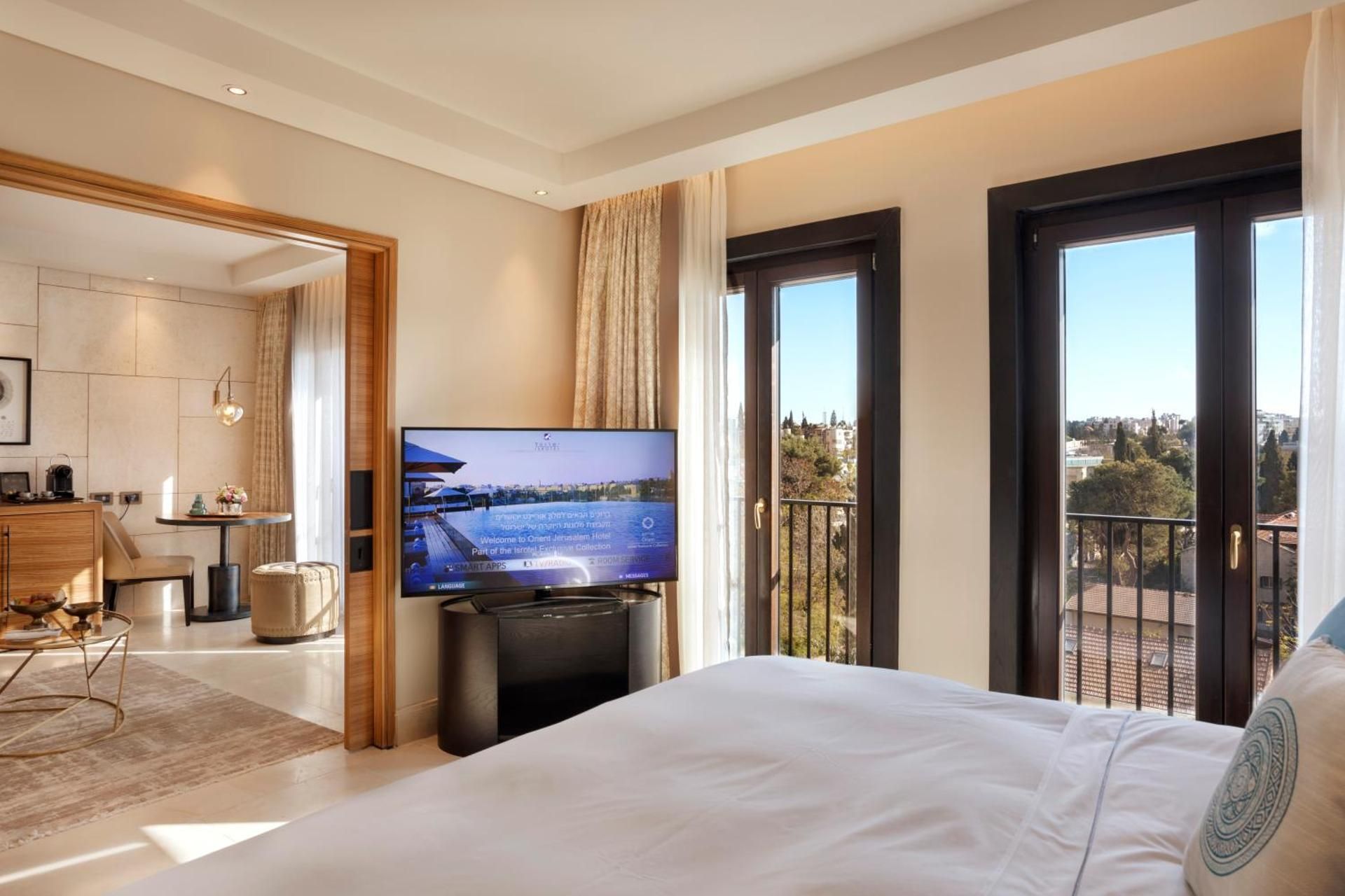 Balcony suite