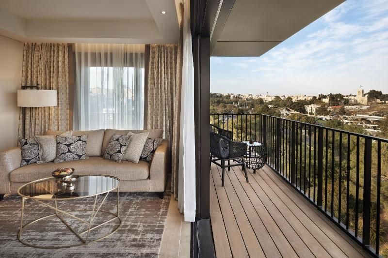 Orient City View Suite