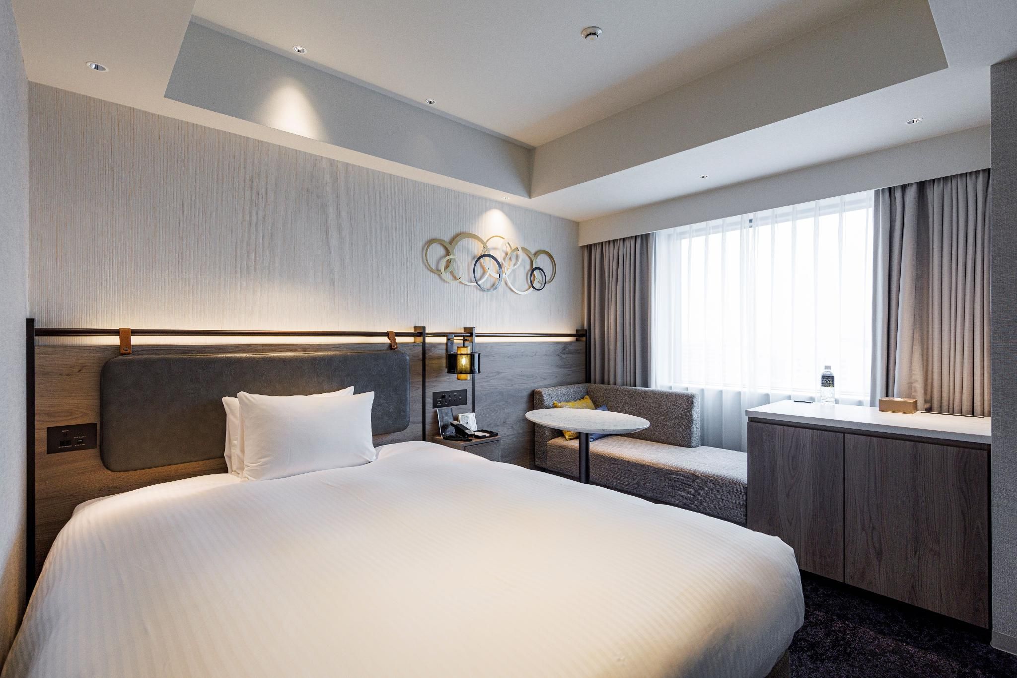 [Top Floor] Superior View Double, Non Smoking, Lounge Access Included (1 Double Bed)