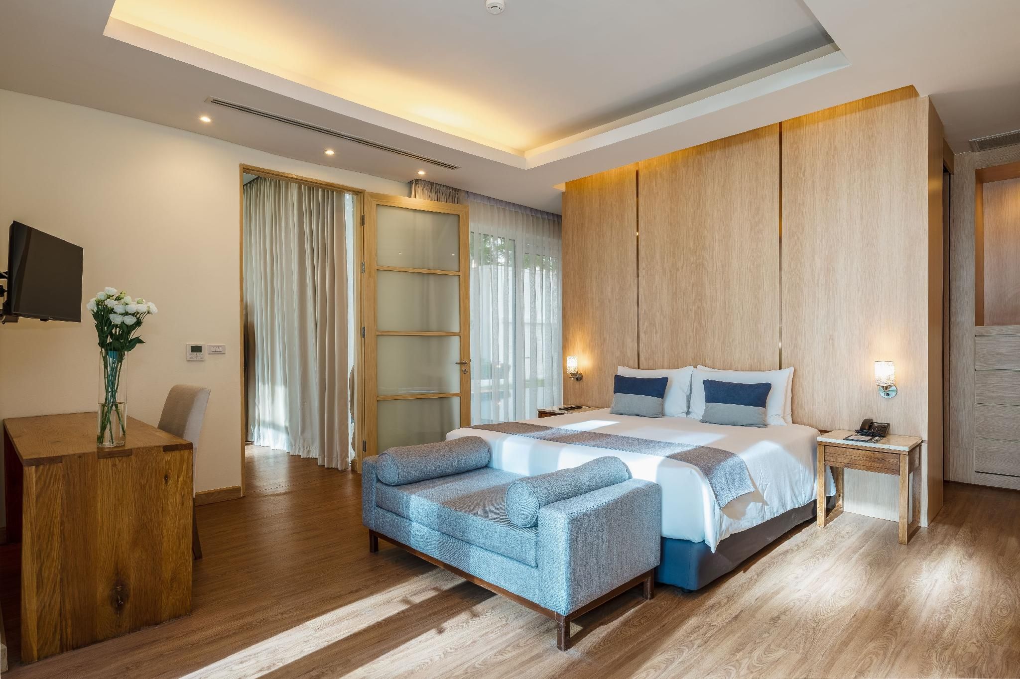 2 Bedroom Ocean Front Pool Villa