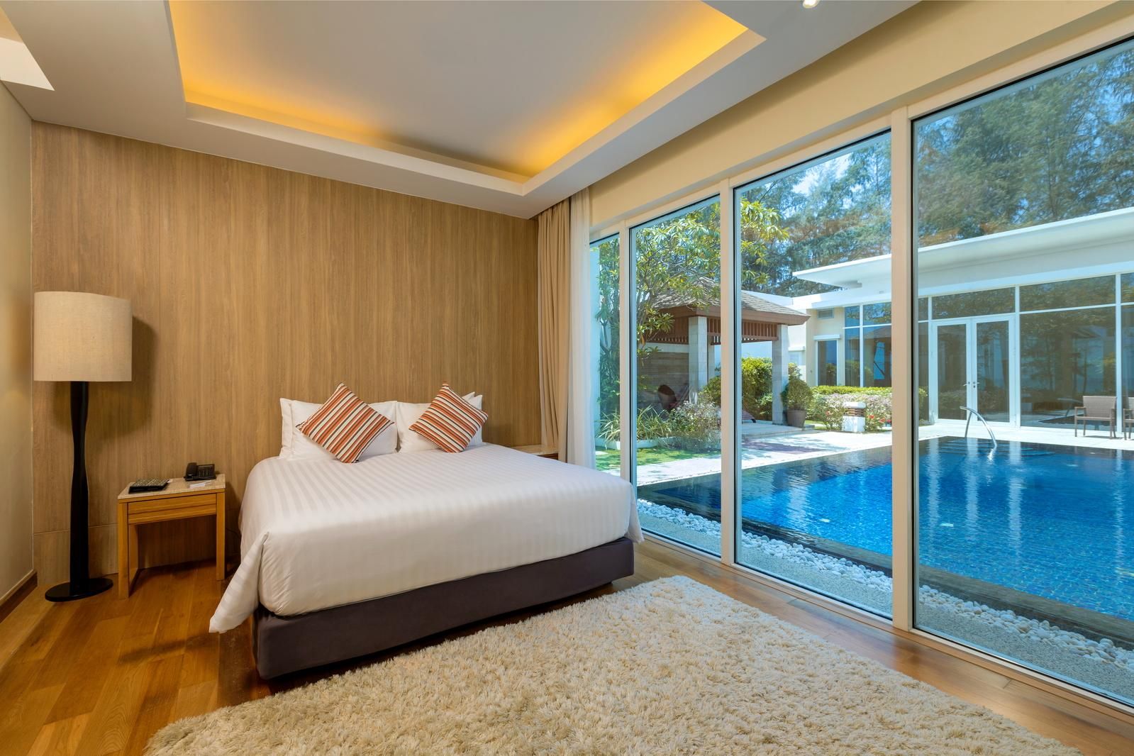 3 Bedroom Ocean front Pool Villa