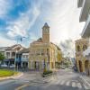 Phuket Town 1 Bedroom Condo Luxury Facilities, The Base Downtown