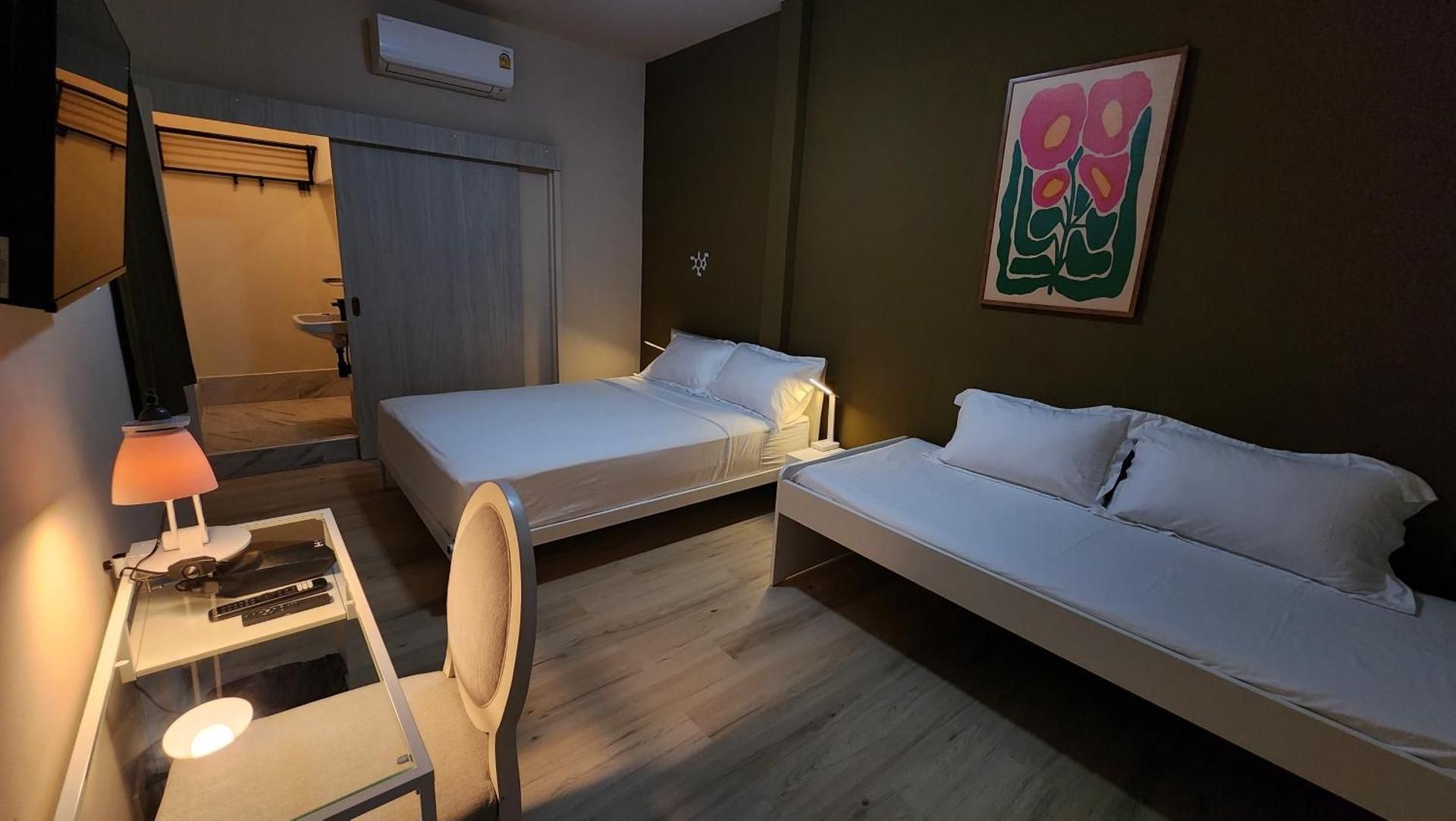 Triple Room