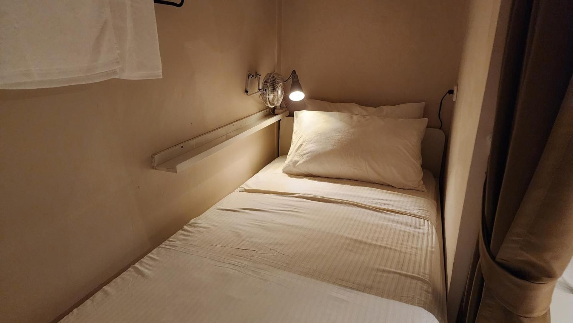 Single Bed In Female Dormitory Room (Female Only)