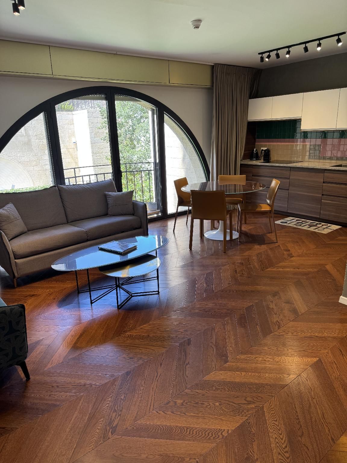 5bd7d5cbb8052db118592870a4029e41