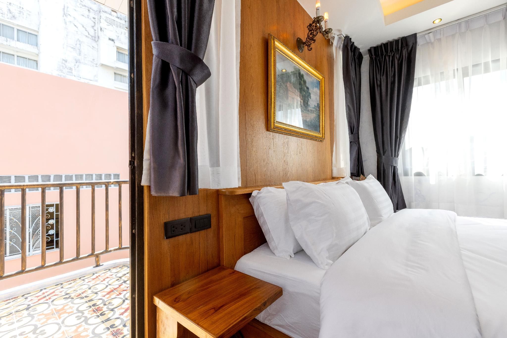 Twelve 8 Boutique House Double Room