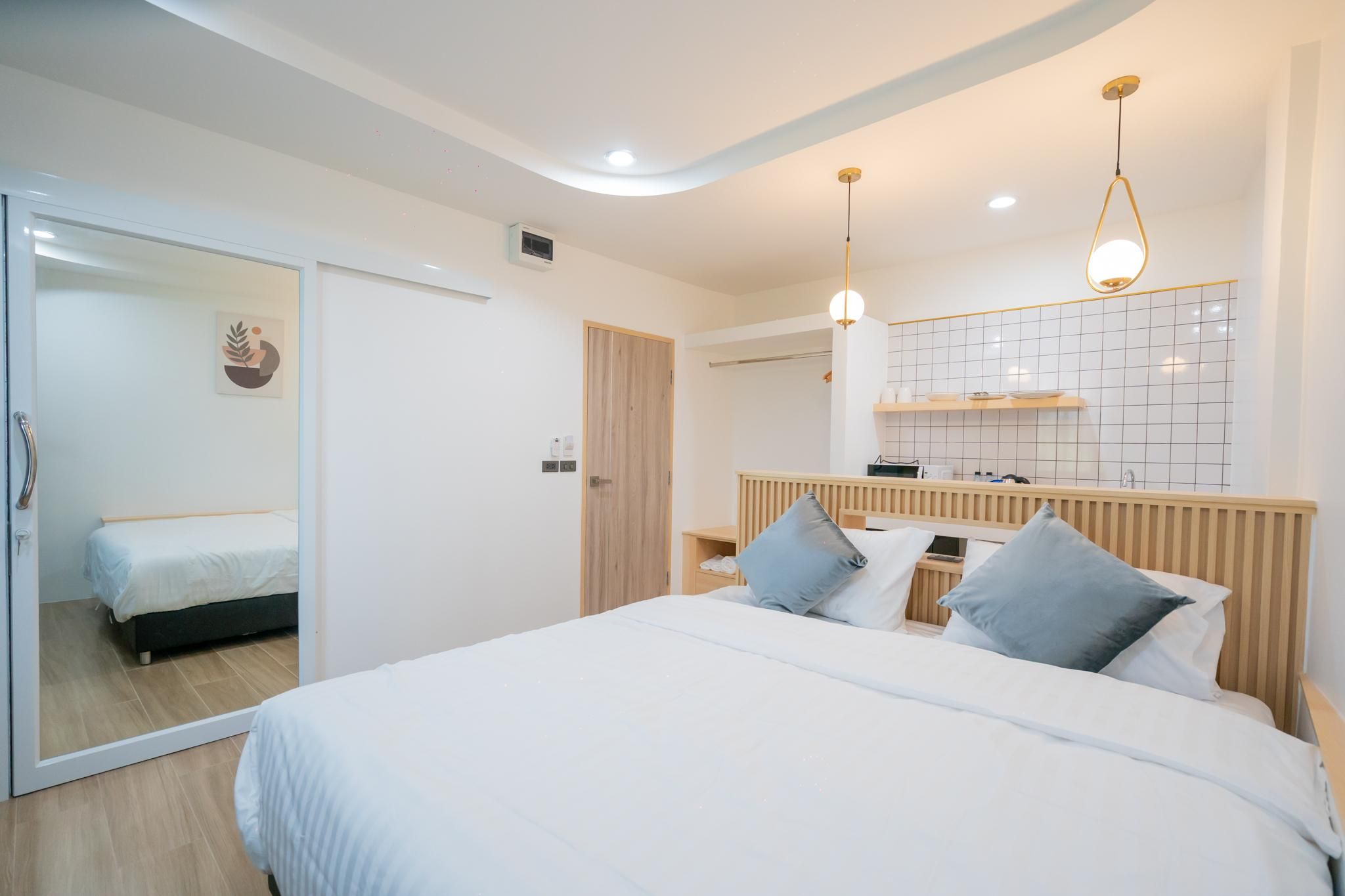 Standard Delux Room with City View