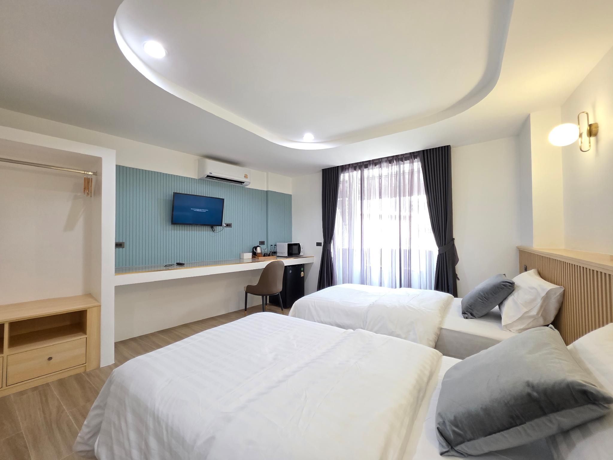 Standard Twin City View