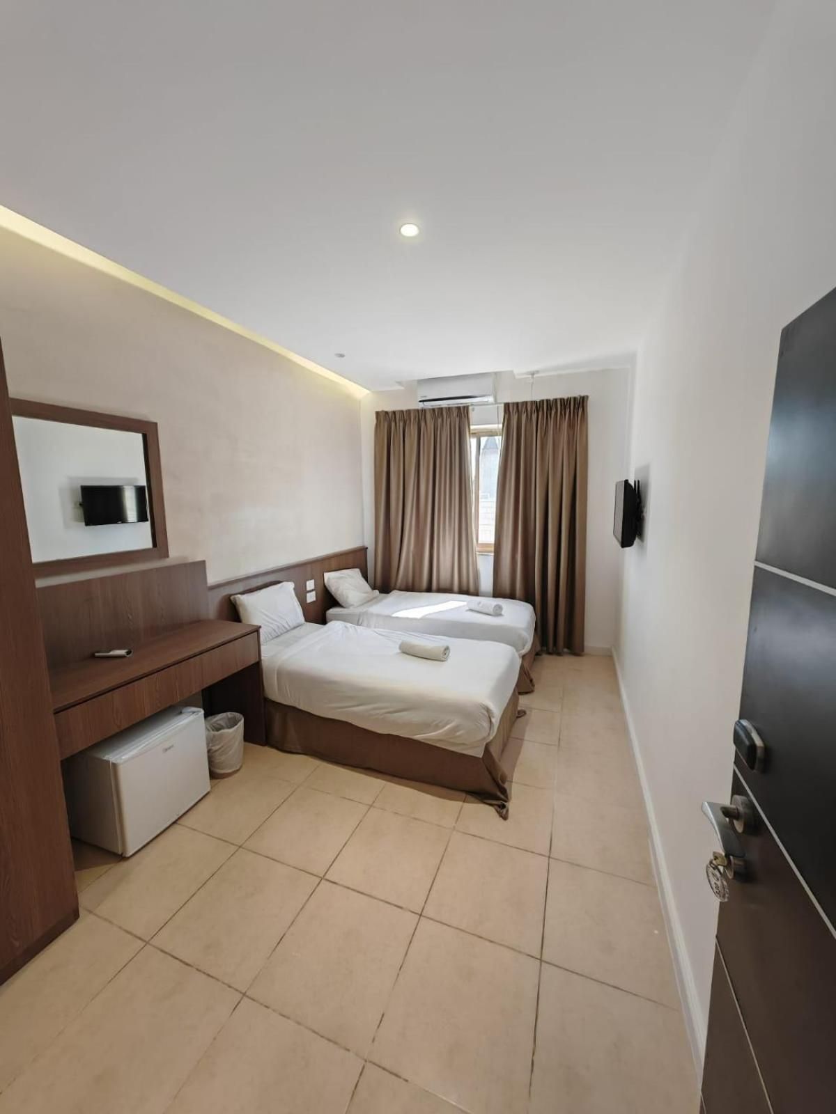 Economy Twin Room