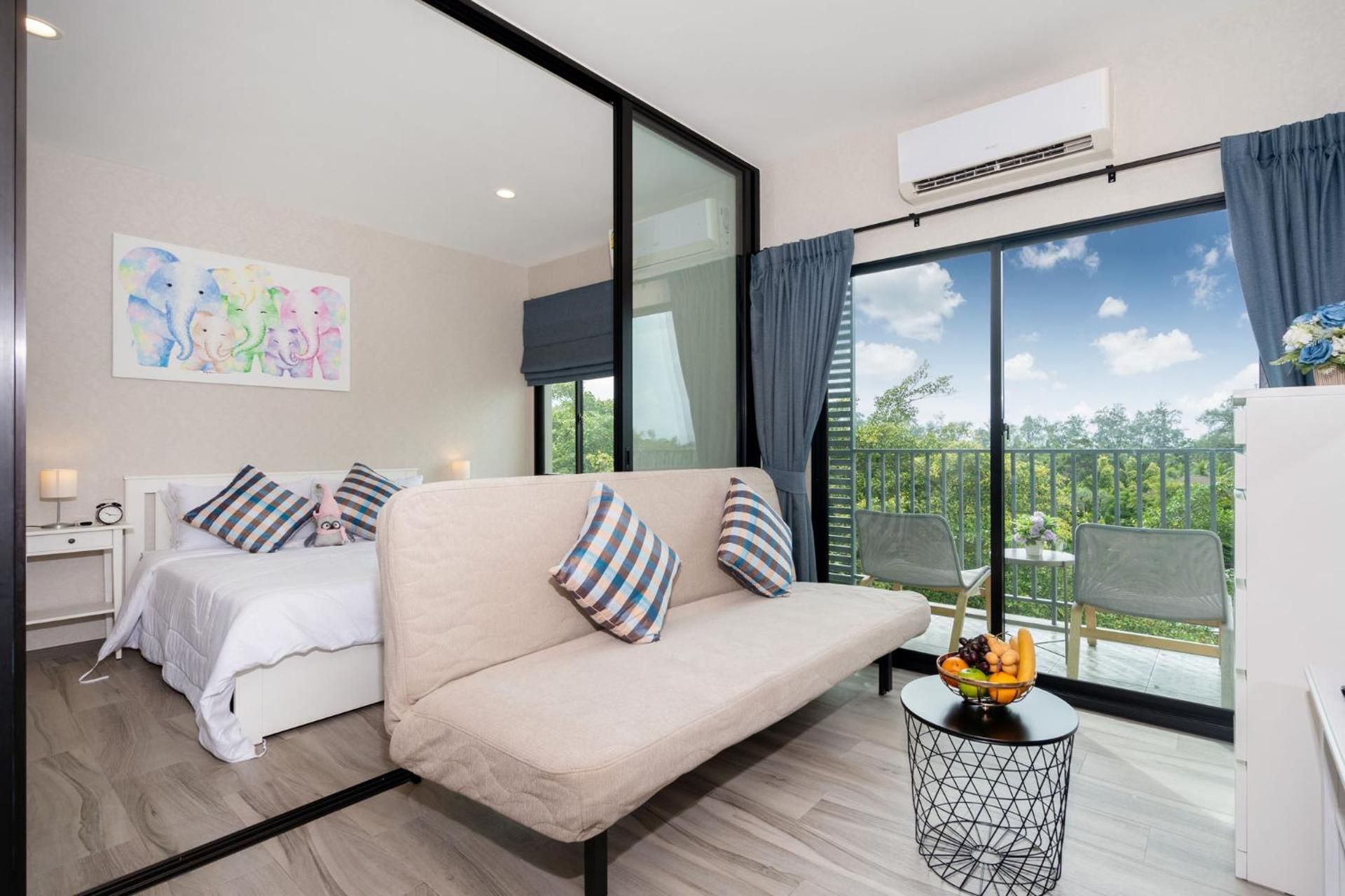 One-Bedroom Apartment