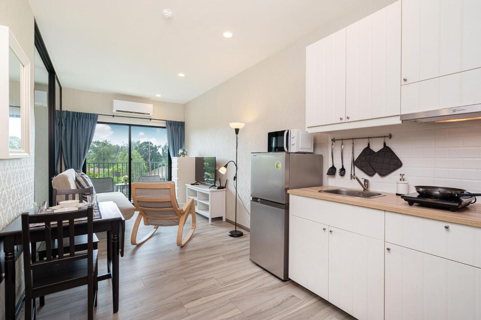 One-Bedroom Apartment