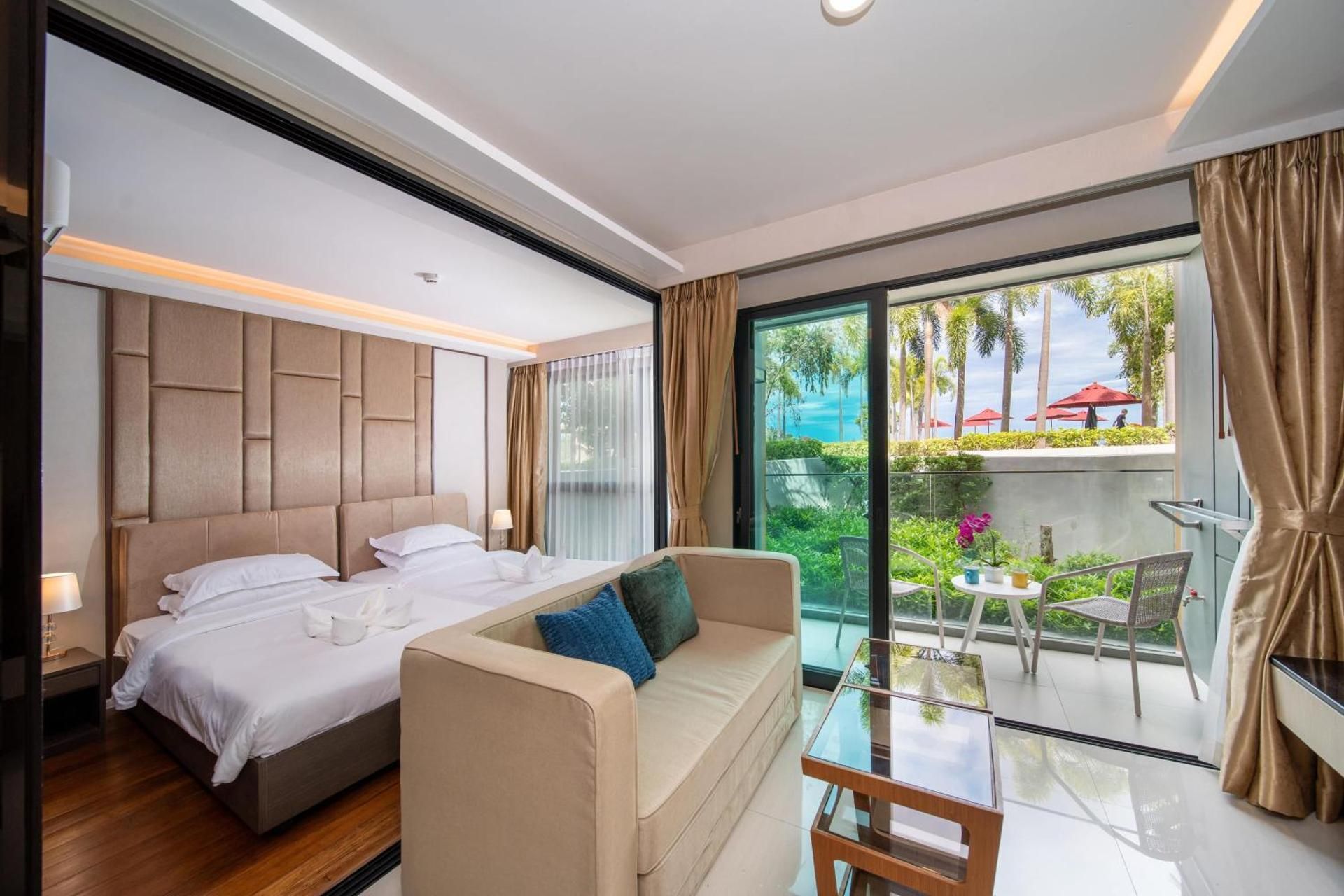 Twin Room with Private Bathroom