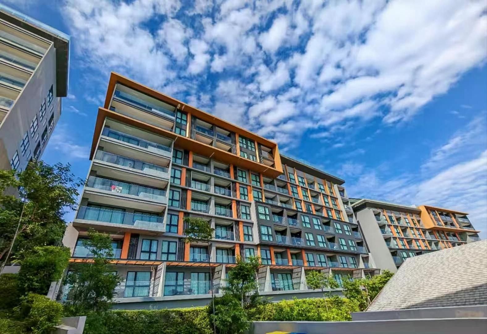 Private Residents in Surin Mida