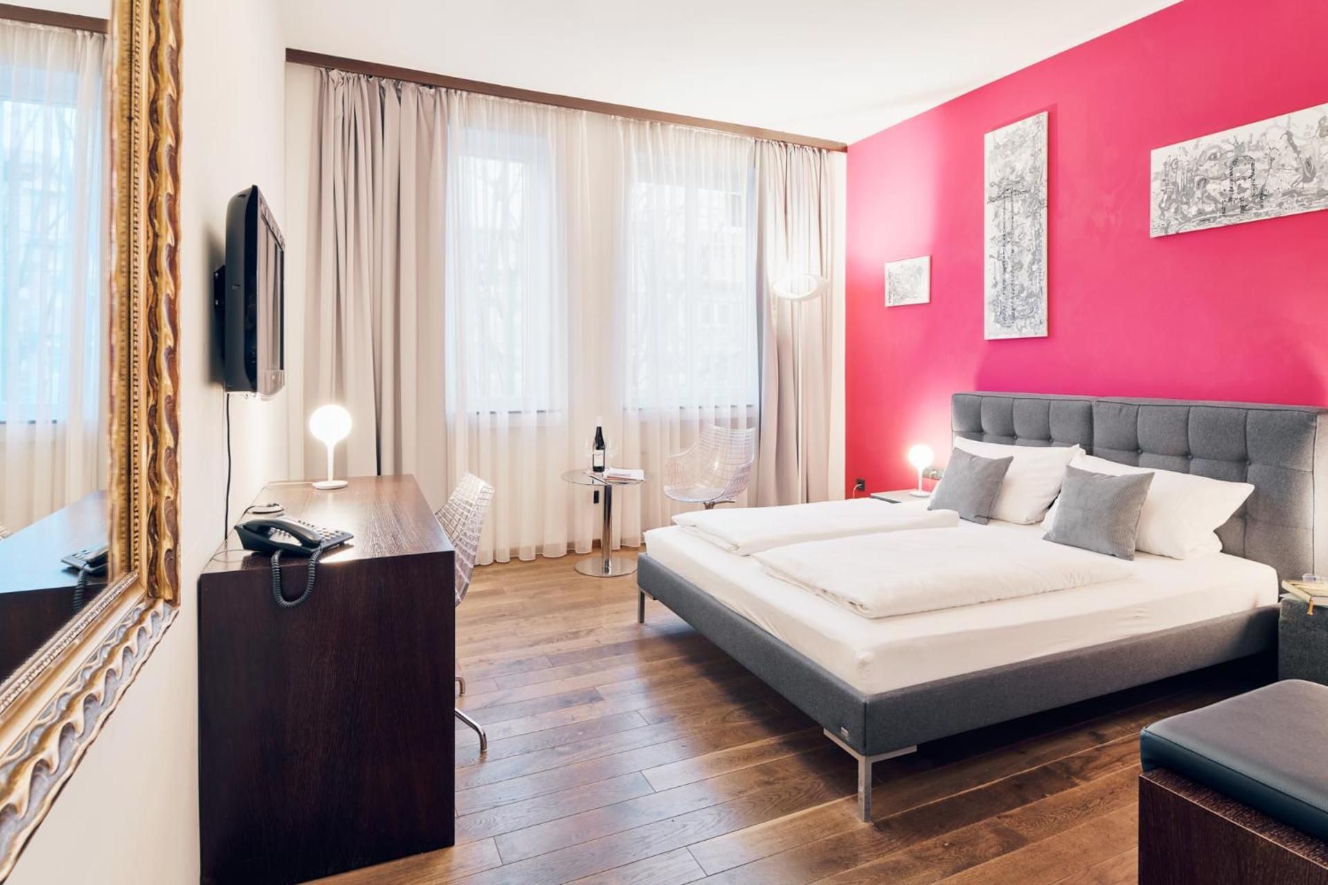 Comfort Double Room with King Size Bed