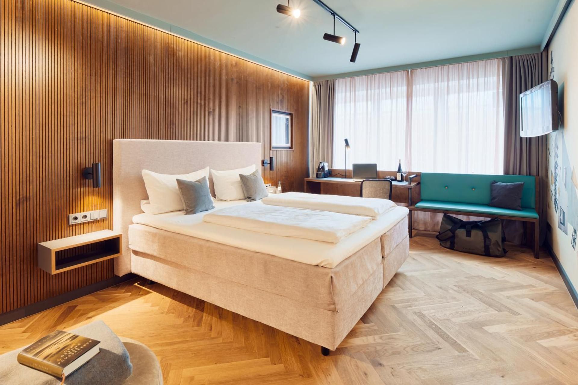 Comfort Double Room with King Size Bed