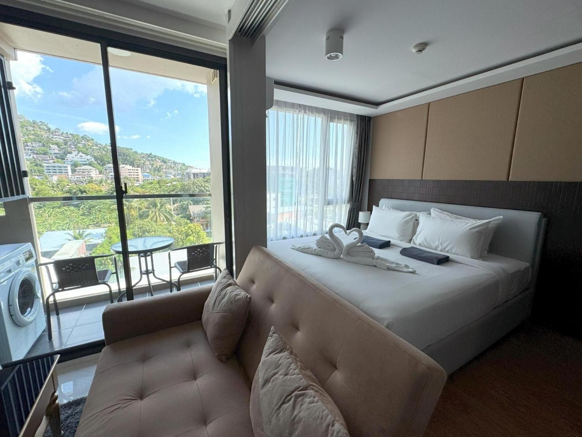 Apartment with Balcony