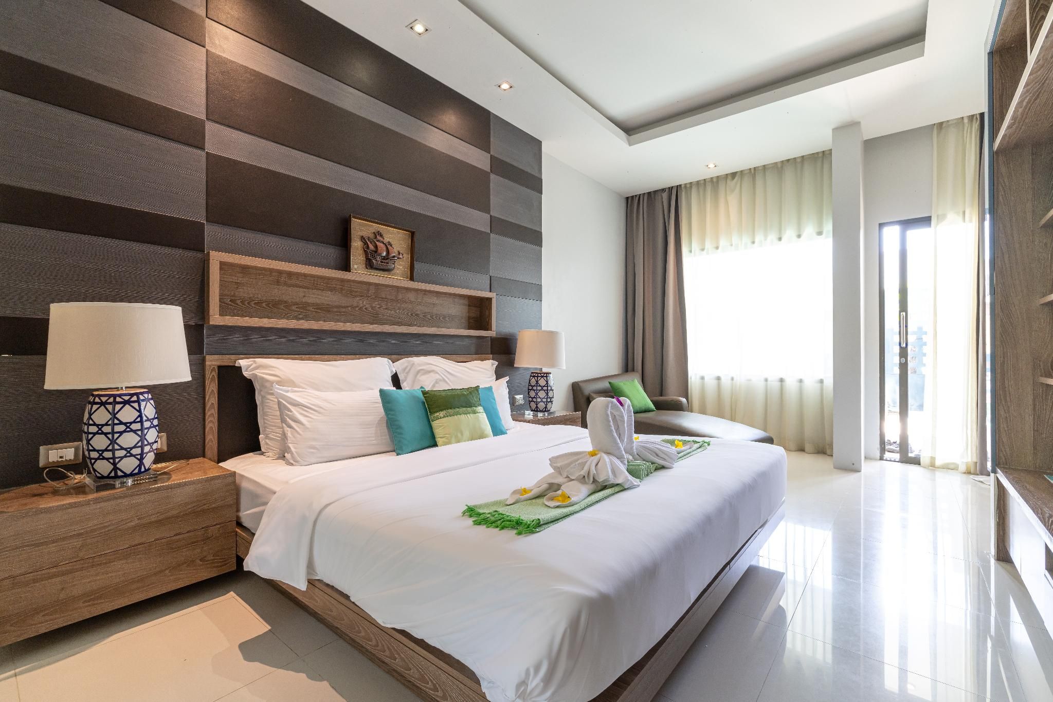 2-Bedroom Villa with King Bed and 2 Single Beds